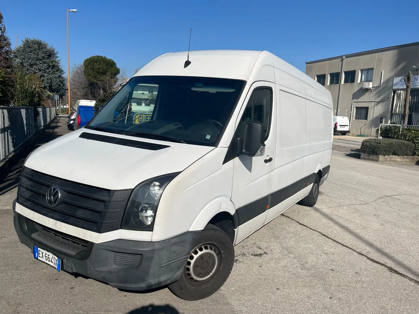 Volkswagen Crafter passo lungo Bianco - 1