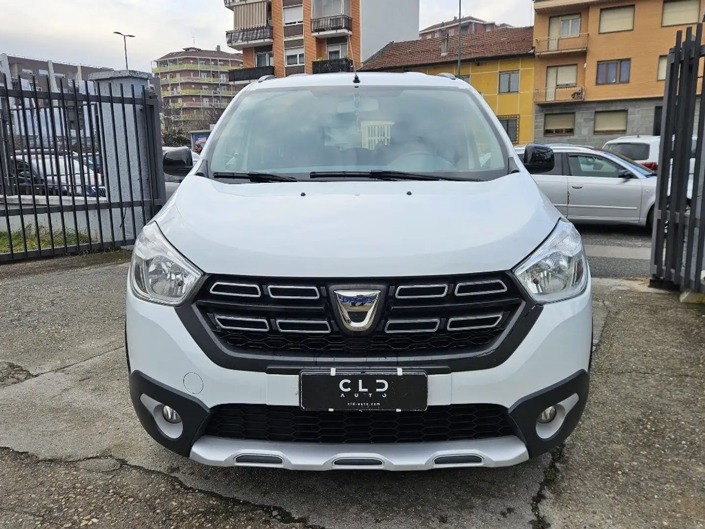 Dacia Lodgy 1.6 110CV GPL 7 posti Stepway Bianco - 2
