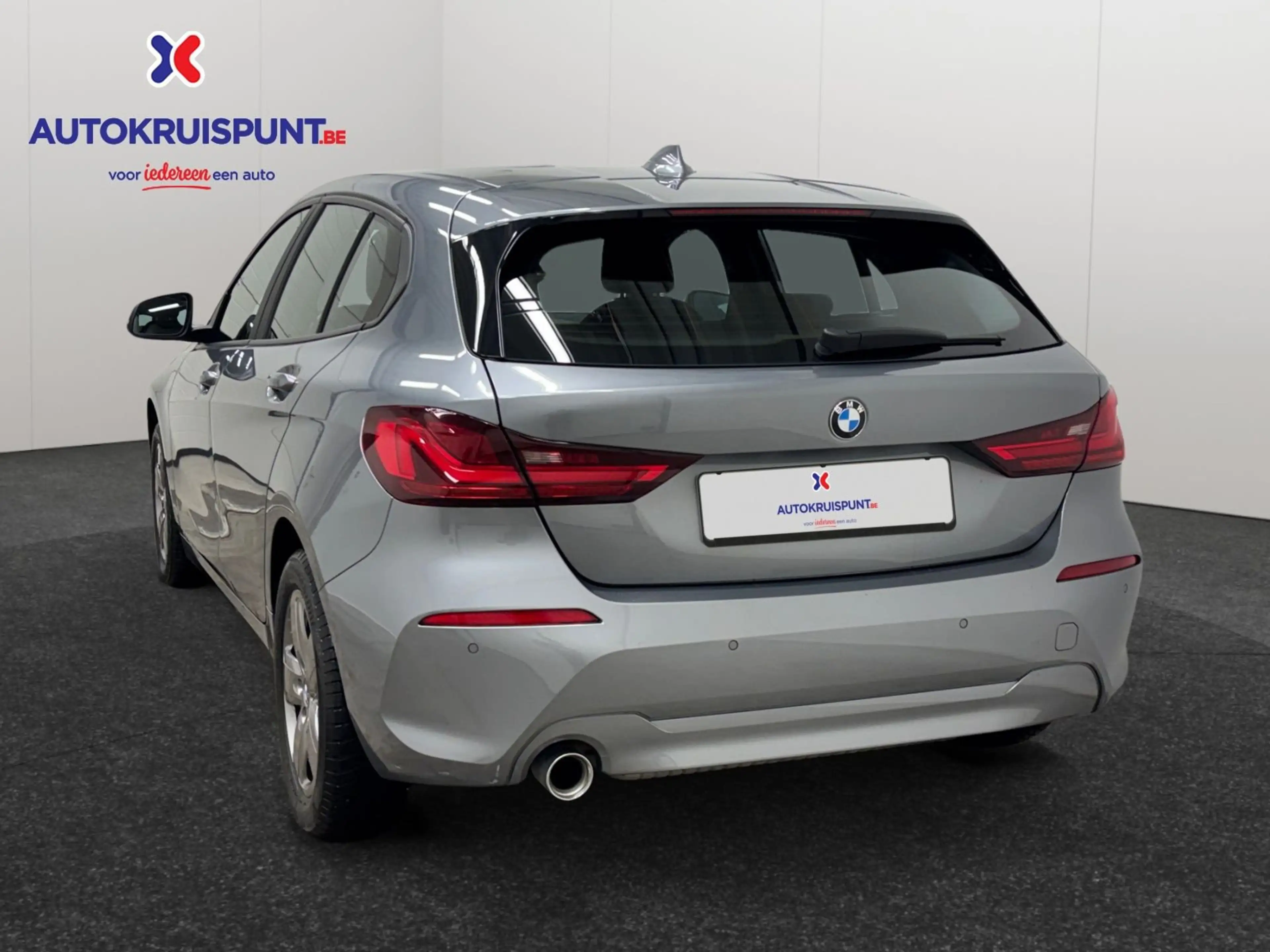 BMW 118 118i — photo 3