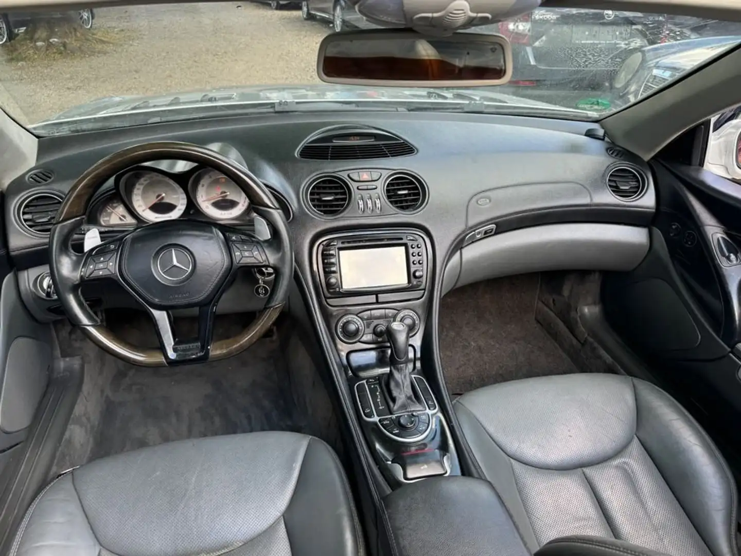 Mercedes-Benz SL 500 V8 Navi Xenon Klima 18 Zoll Alu Leder Sport PDC Silber - 2