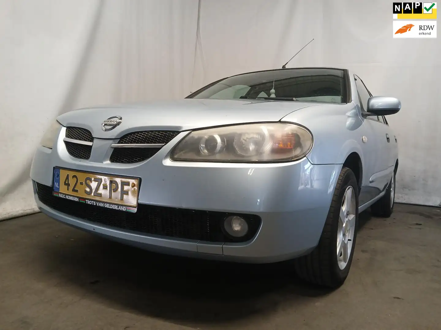 Nissan Almera 1.5 Visia - Clima - Trekhaak - Schade Blauw - 1
