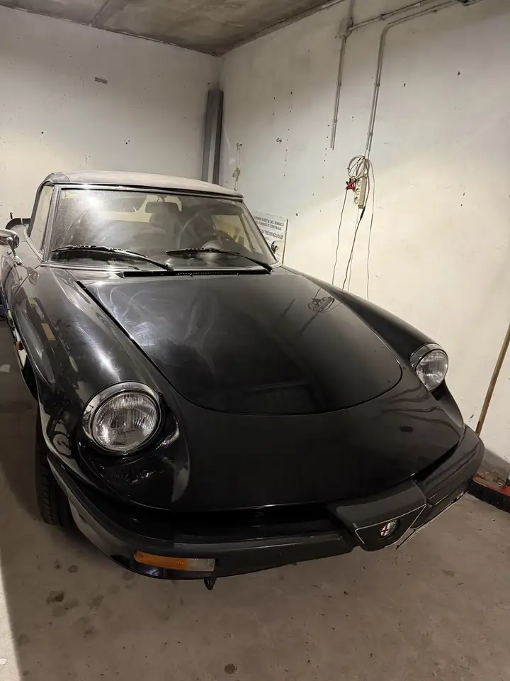 Alfa Romeo Spider 1.6, foto 1
