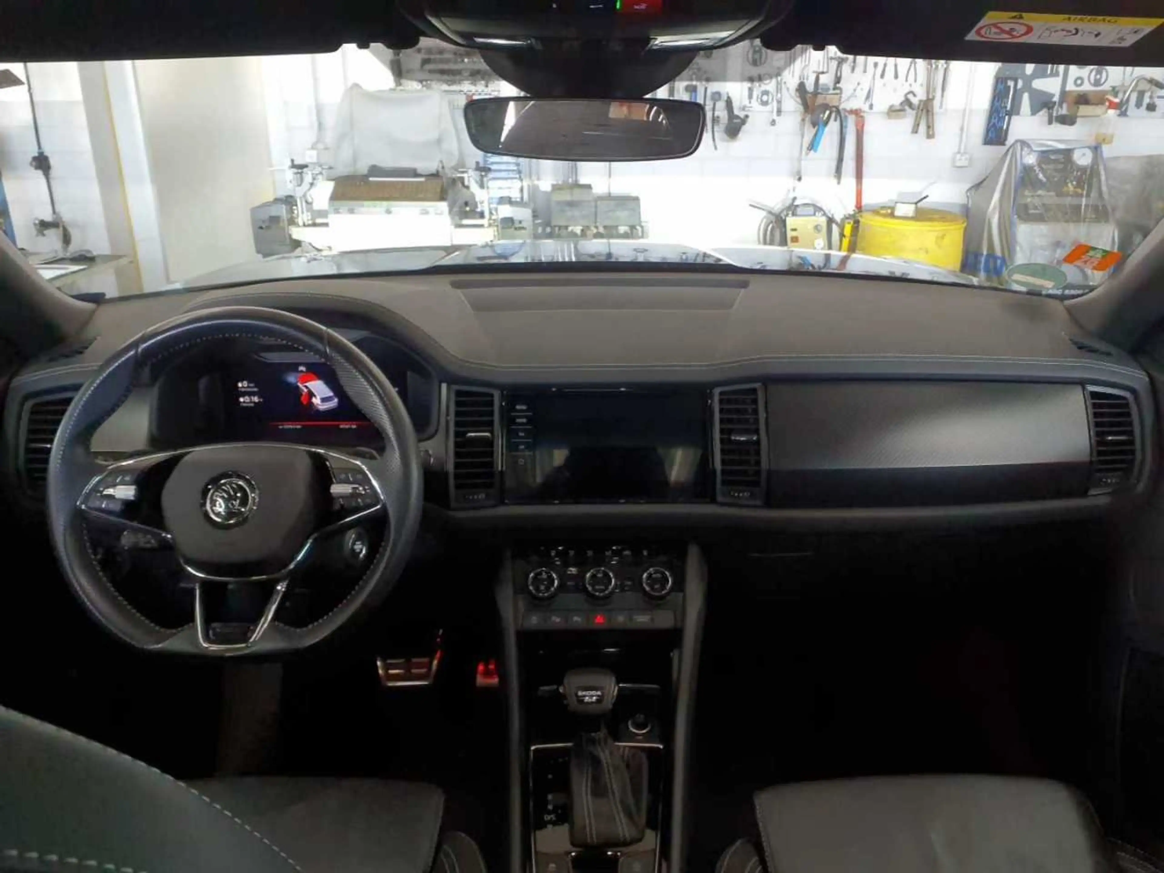 Skoda Kodiaq 2.0 TDI 4x4 Sportline Matrix Virtual AHK — photo 5