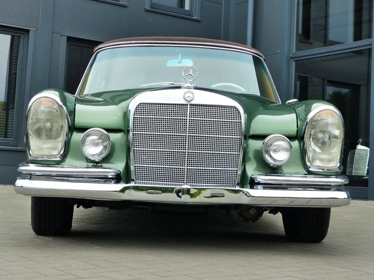 Mercedes-Benz 250 SE Cabriolet Conversion, foto 8
