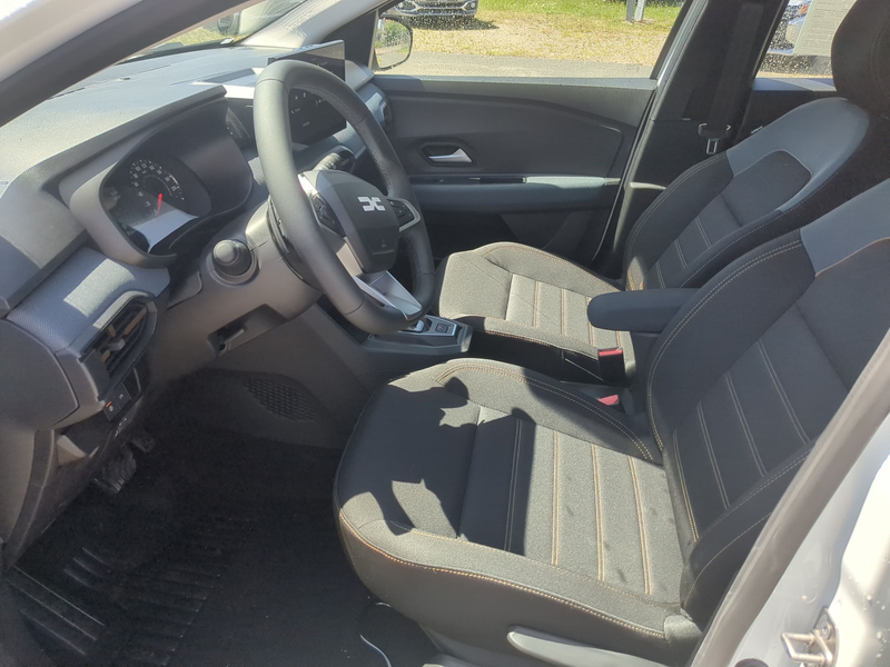 Dacia Sandero Stepway ECO-G 120 auto Expression SHZ+RFK+Carplay — photo 4