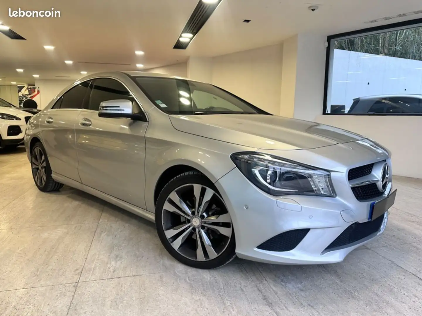 Mercedes-Benz CLA 220 Classe MERCEDES 220 d 7-G DCT4Matic Fascination Garantie 12 mois dans le réseau Constructeur Gris - 2