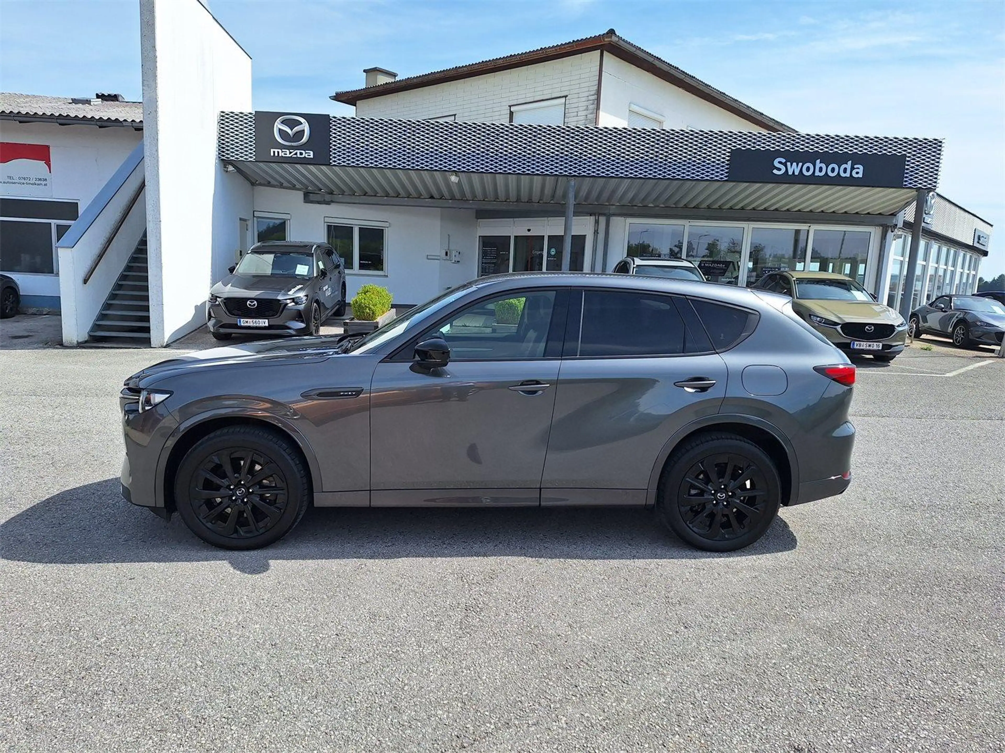 Mazda CX-60 2.5L e-SKYACTIV PHEV AWD HOMURA CON/COM/DRI/ — photo 8