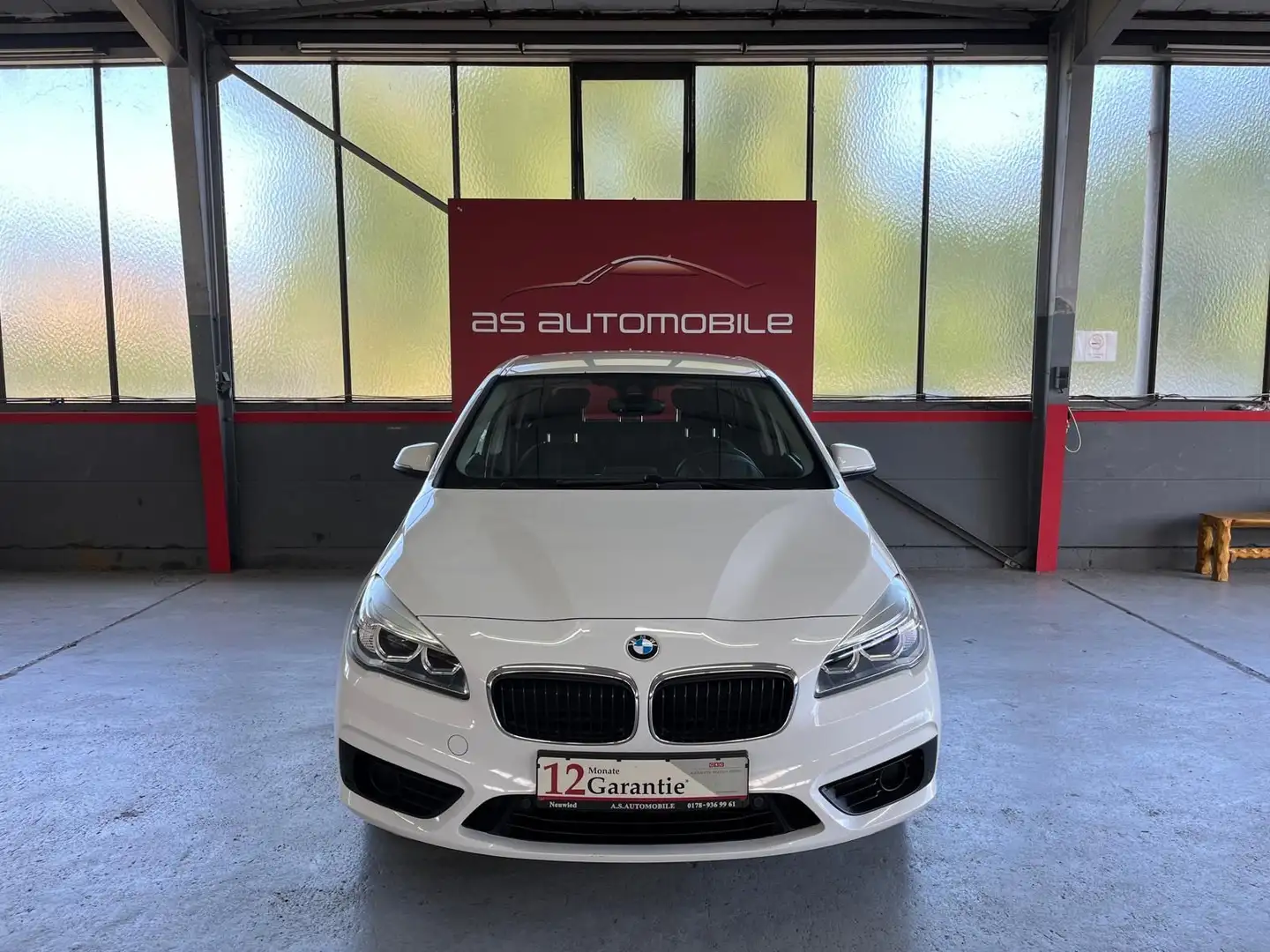 BMW 218 Active Tourer 218 d*Navi*LED Scheinwerfer* Wit - 1