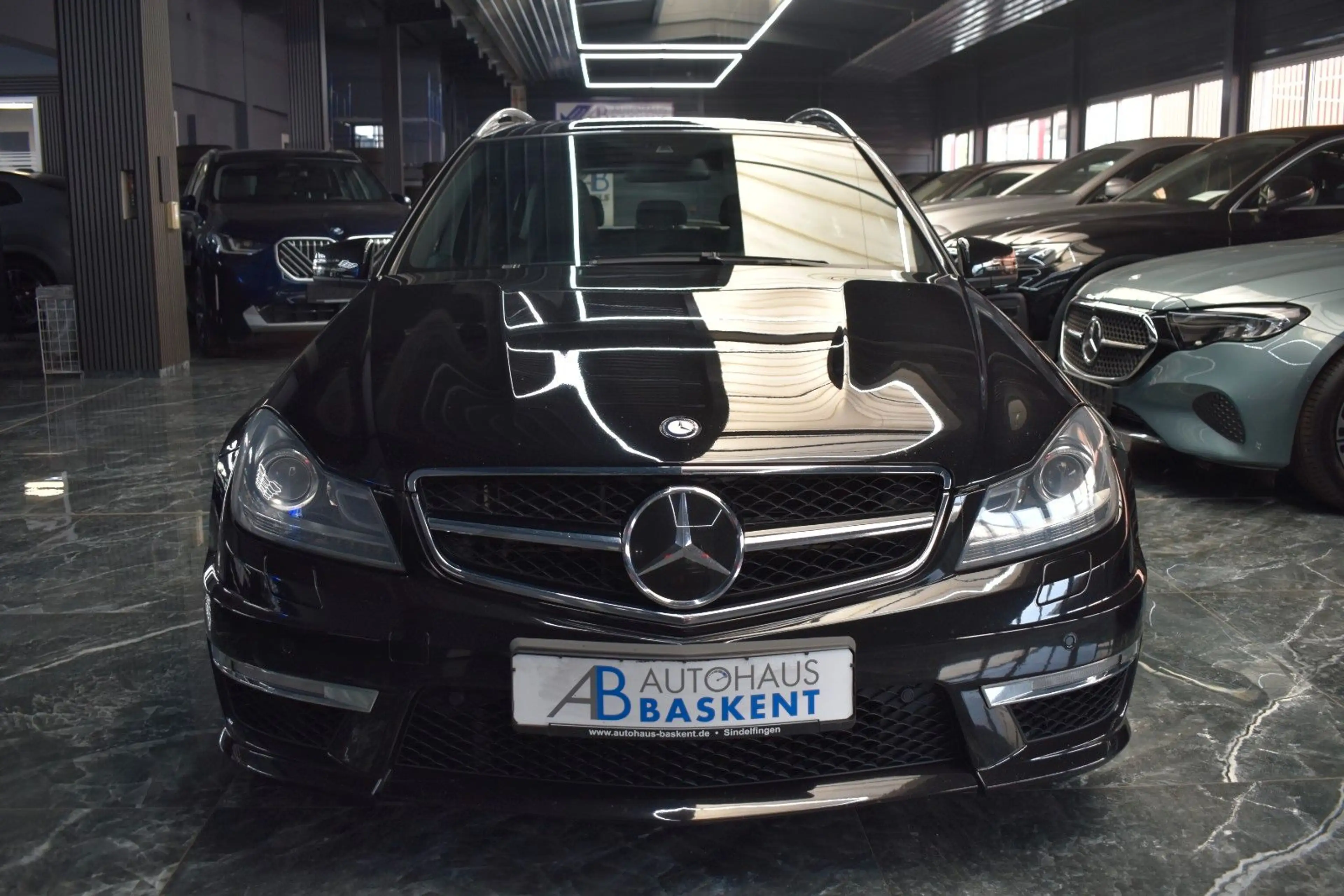 Mercedes-Benz C 63 AMG T*H&K*LEDER*KAMERA*SCHIEBEDACH*SHZ* — photo 15