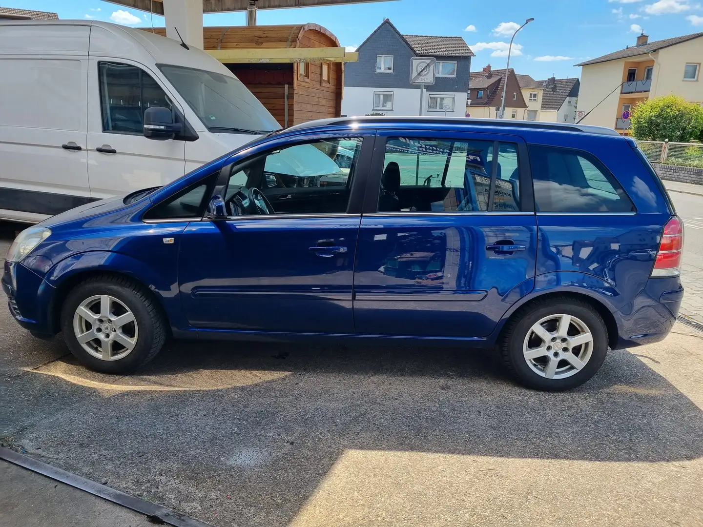 Opel Zafira 1.8 Edition AHK Sitzheizung Leder PDC Blau - 1