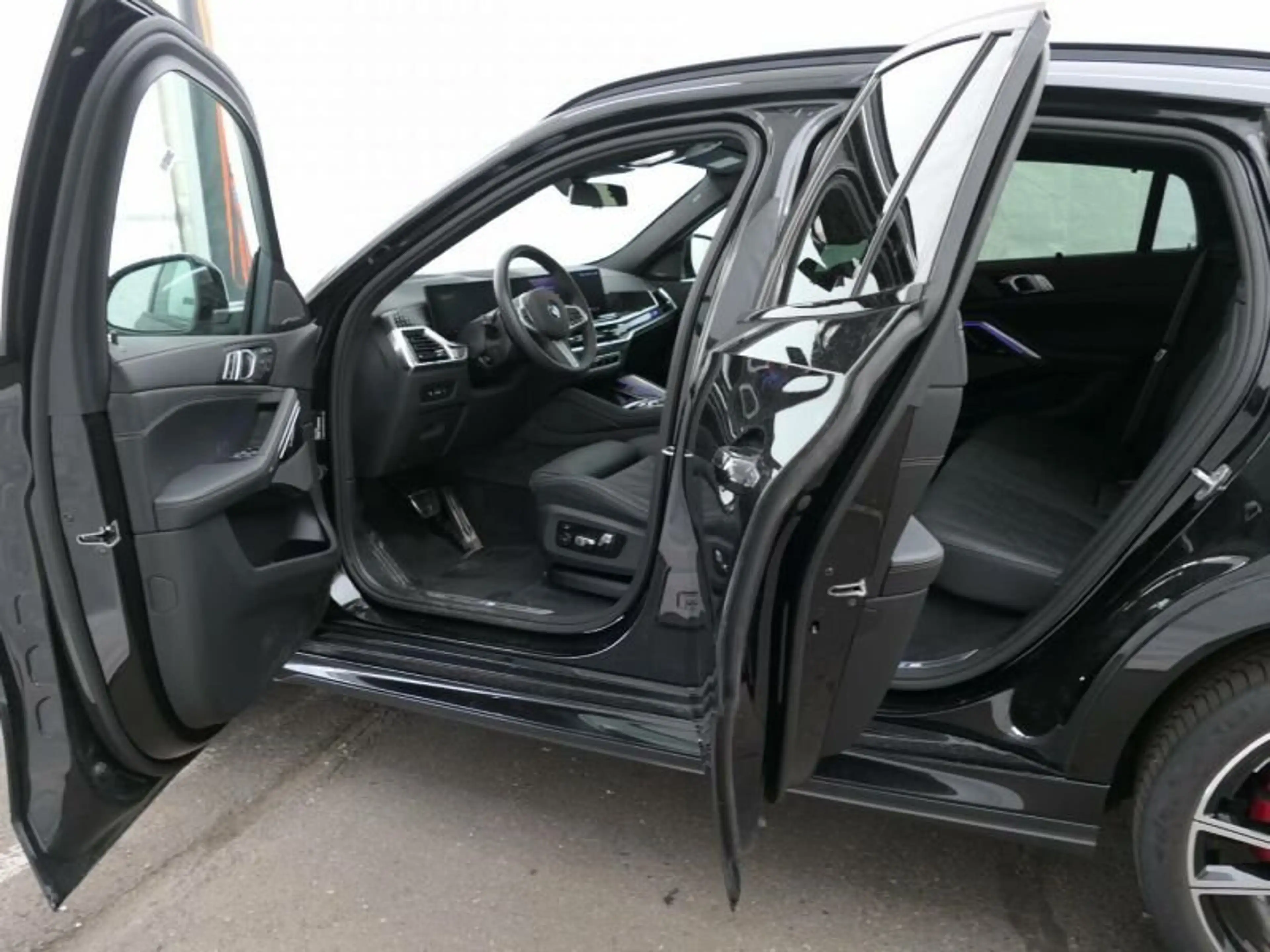 BMW X6 xDrive40d M Sport Pro AHK Massage Standh 22Zo — photo 10