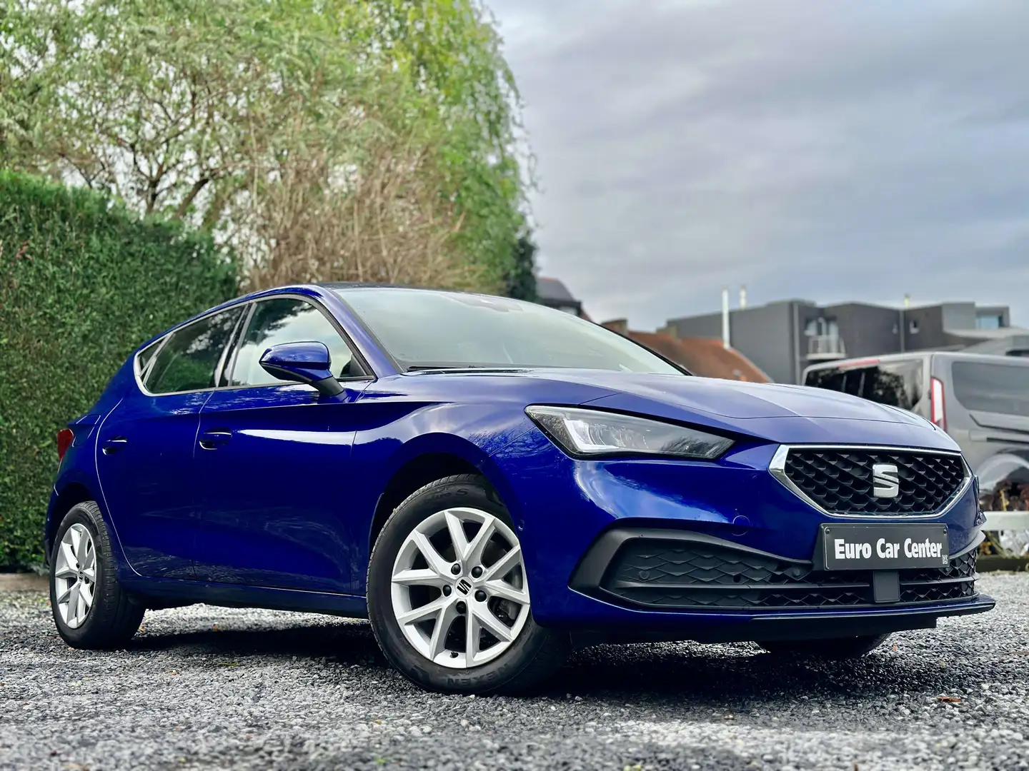SEAT Leon 1.0 eTSI Style MHEV DSG / BTW AFTR. / CARPLAY Bleu - 1