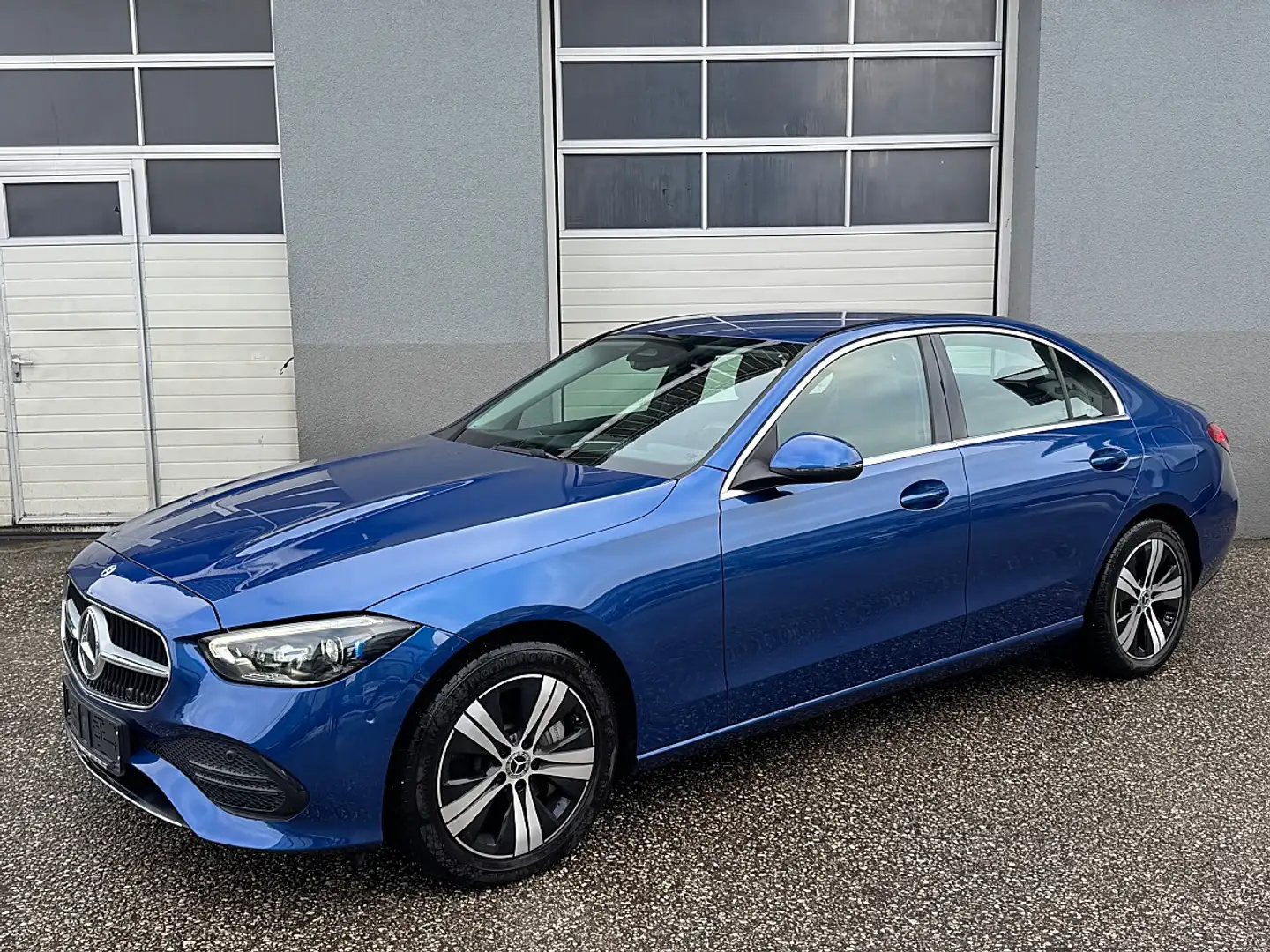 Mercedes-Benz C 300 e PHEV 25,4kWh Aut. Blau - 1
