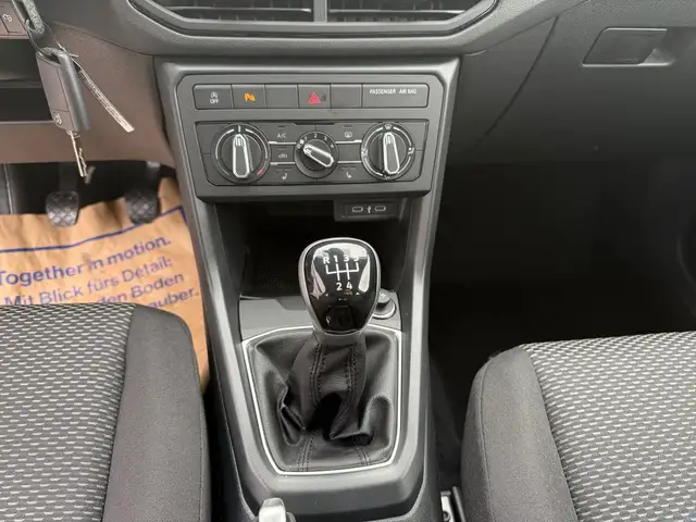 Volkswagen T-Cross view 12
