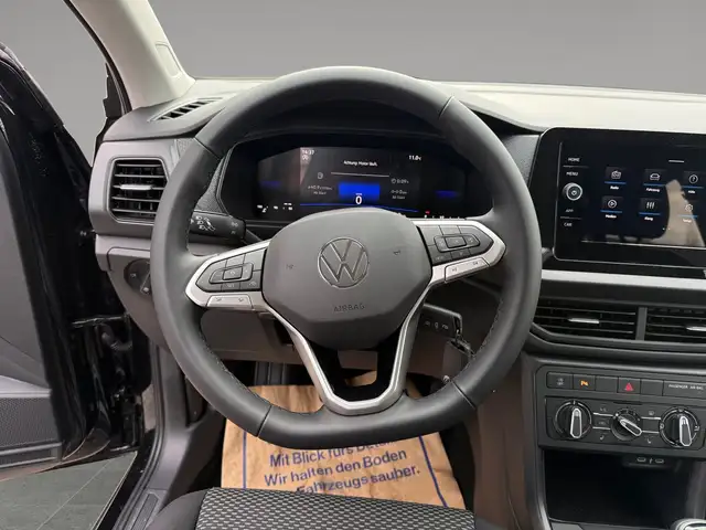 Volkswagen T-Cross view 13
