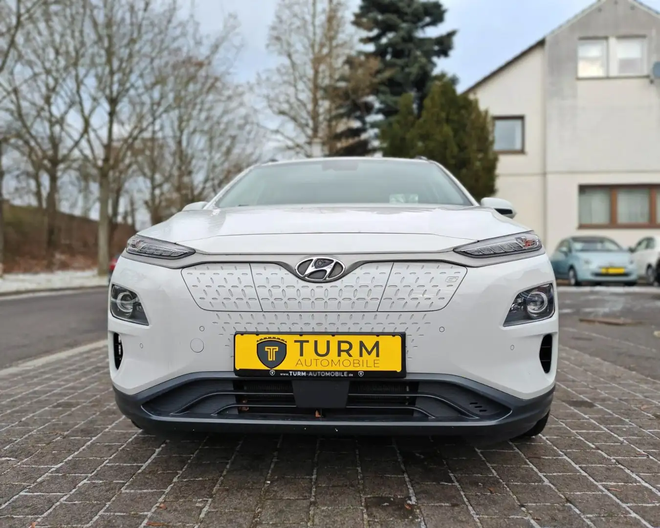 Hyundai KONA Premium Elektro 64kWh|Schiebed|Sitzp|SOH97% Weiß - 2