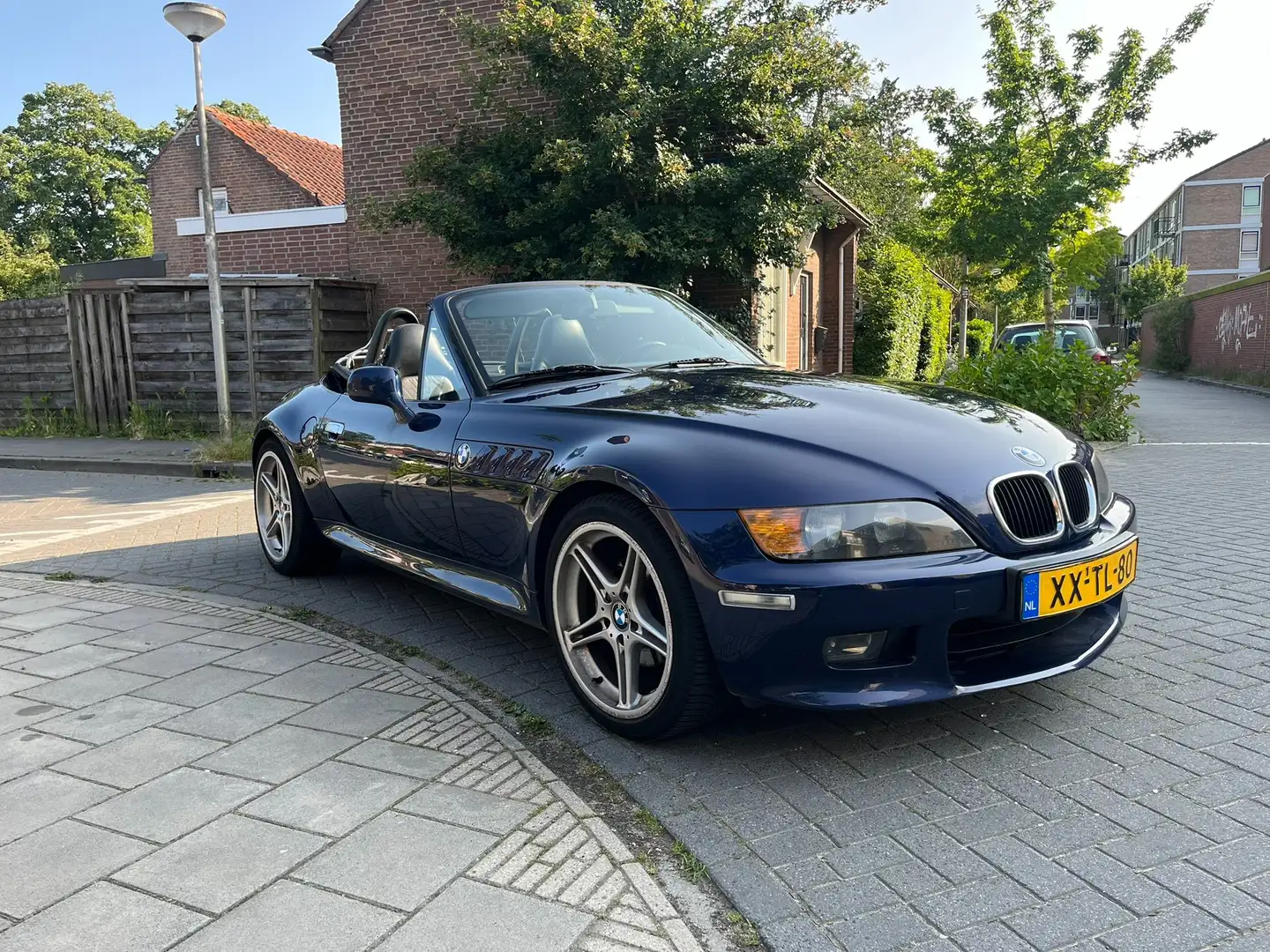 BMW Z3 2.8 Wide Body Blauw - 1