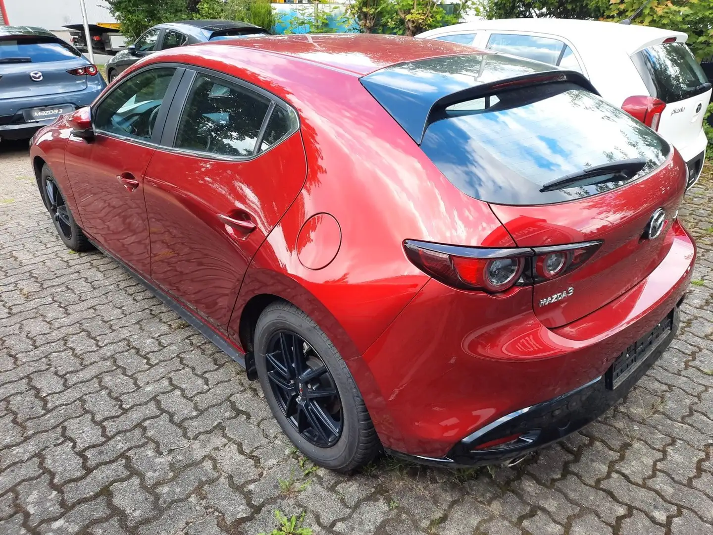 Mazda 3 SKYACTIV-G 2.0 M Hybrid SELECT + STANDHEIZUNG Rot - 2