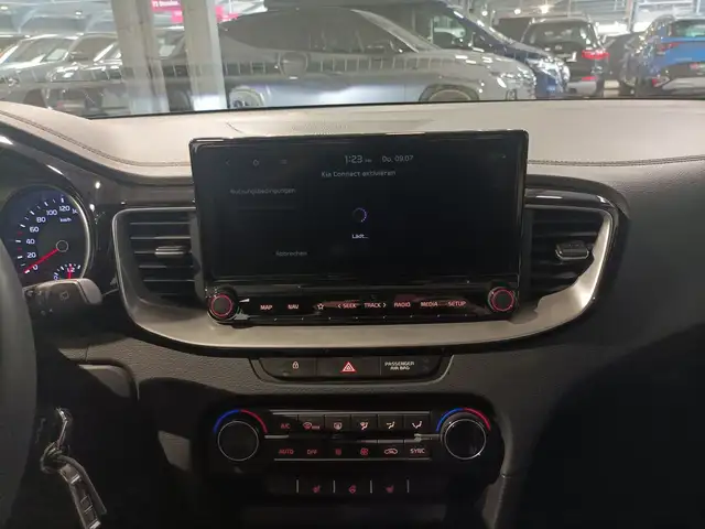 Kia XCeed view 12