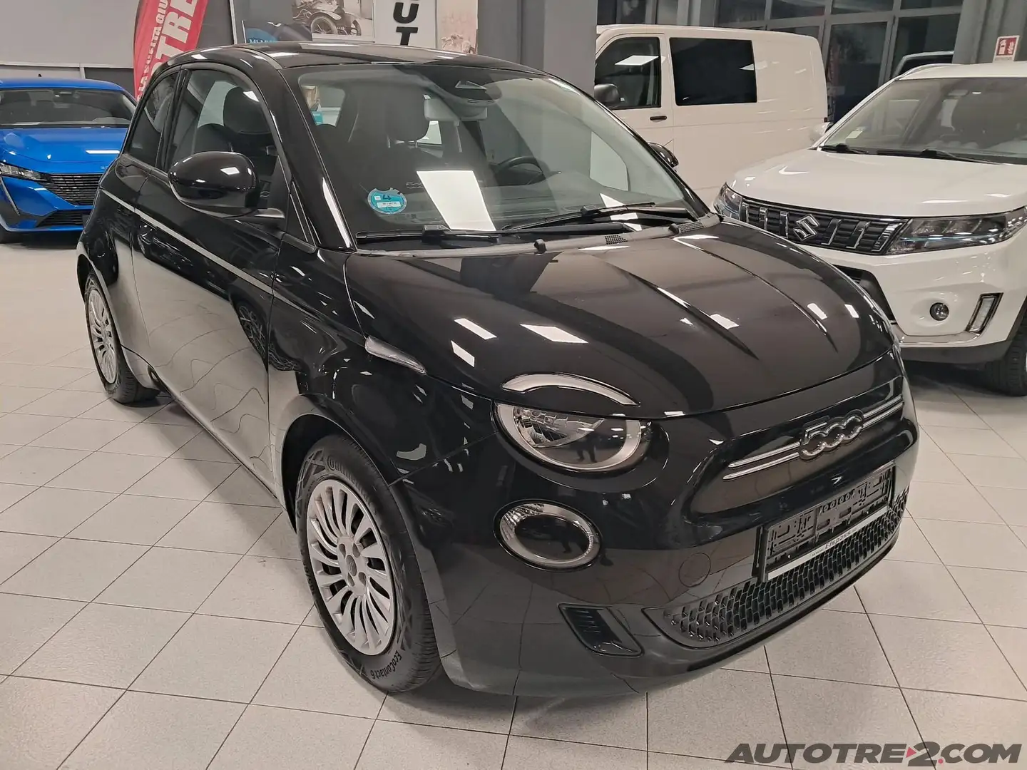 Fiat 500e 500e Berlina 23,8 kWh Action Noir - 1