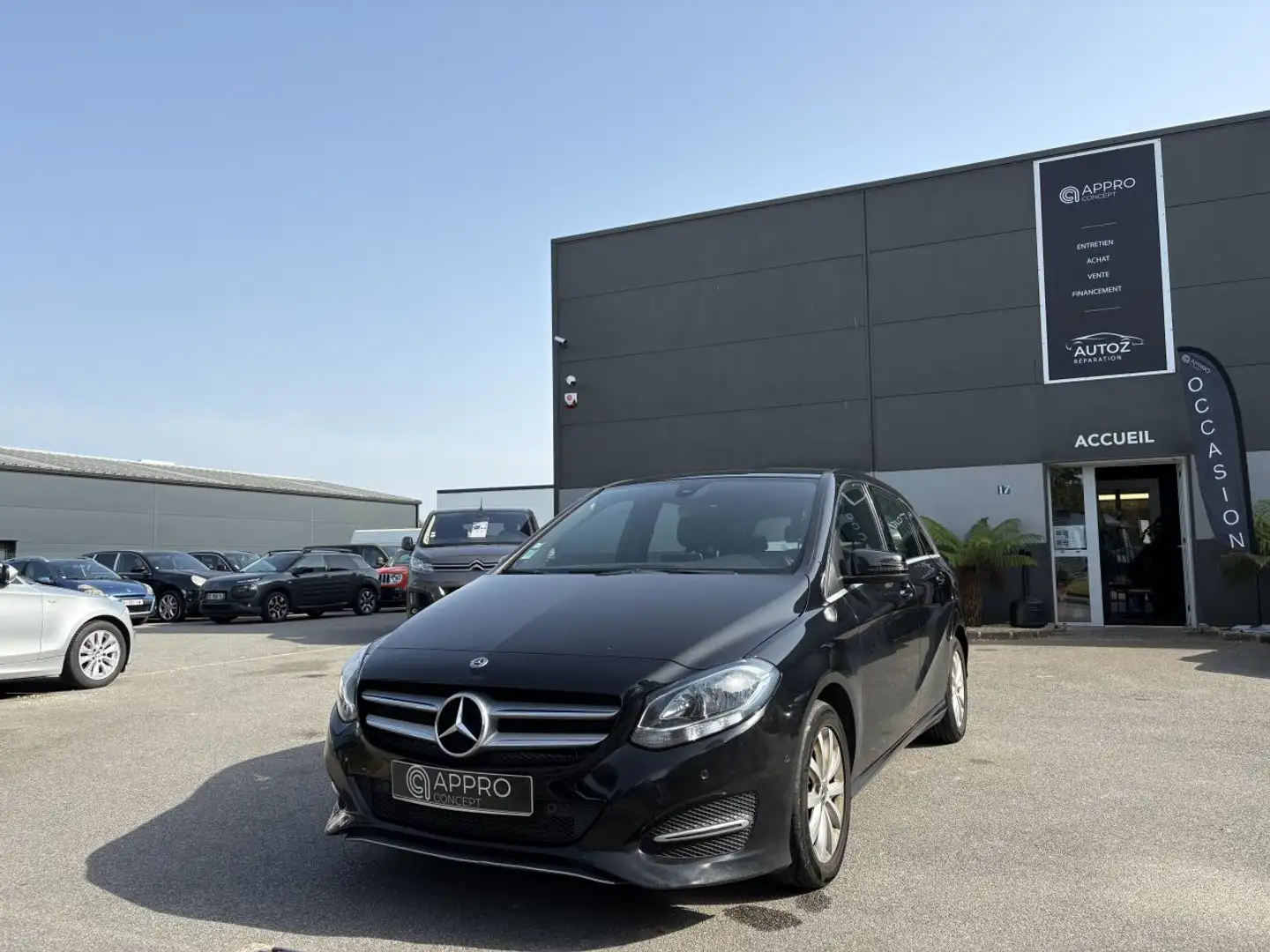 Mercedes-Benz CL B 160 d - BV 7G-DCT Business Edition Negro - 1