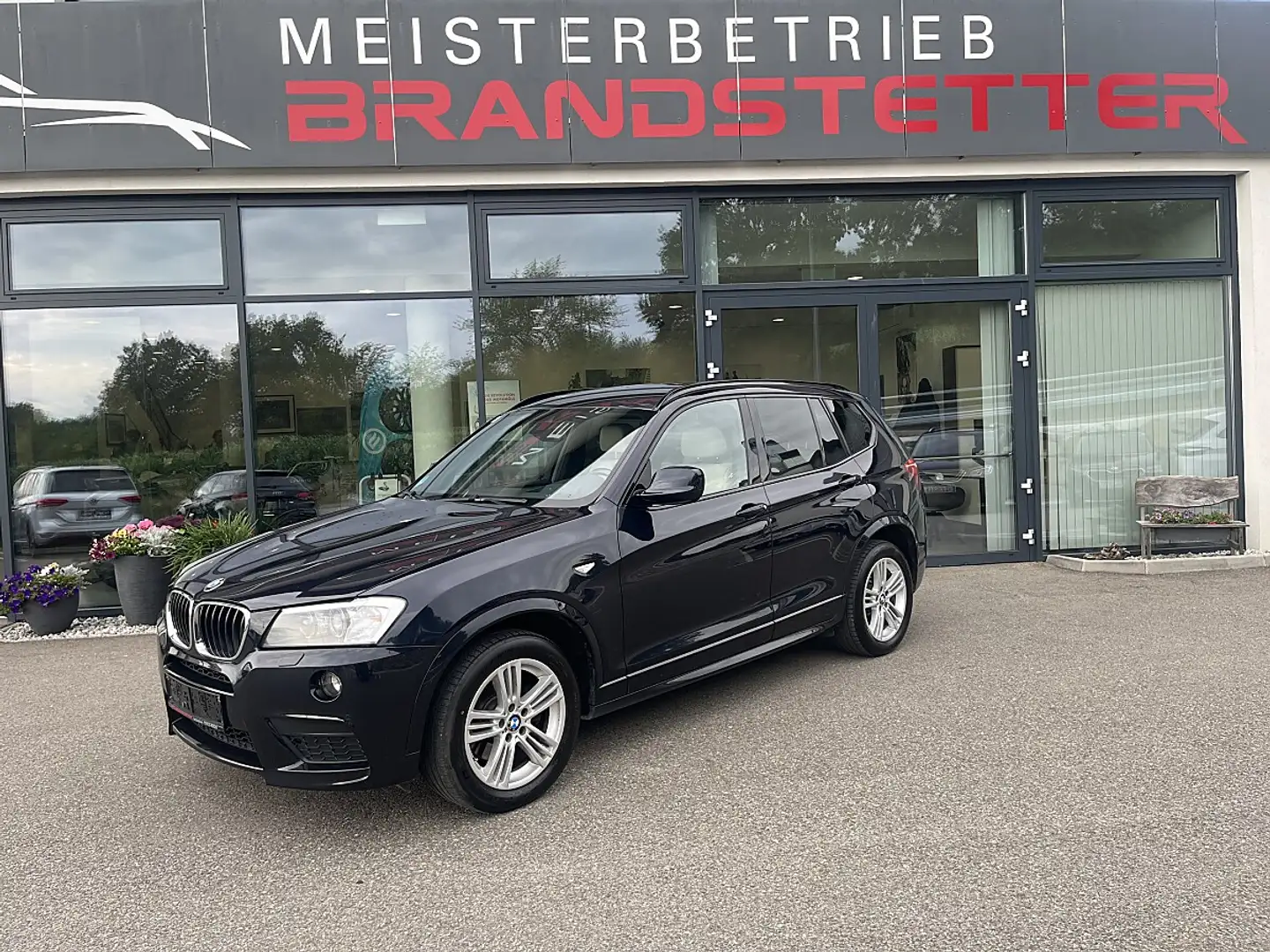 BMW X3 xDrive20d Österreich-Paket Aut. Schwarz - 1