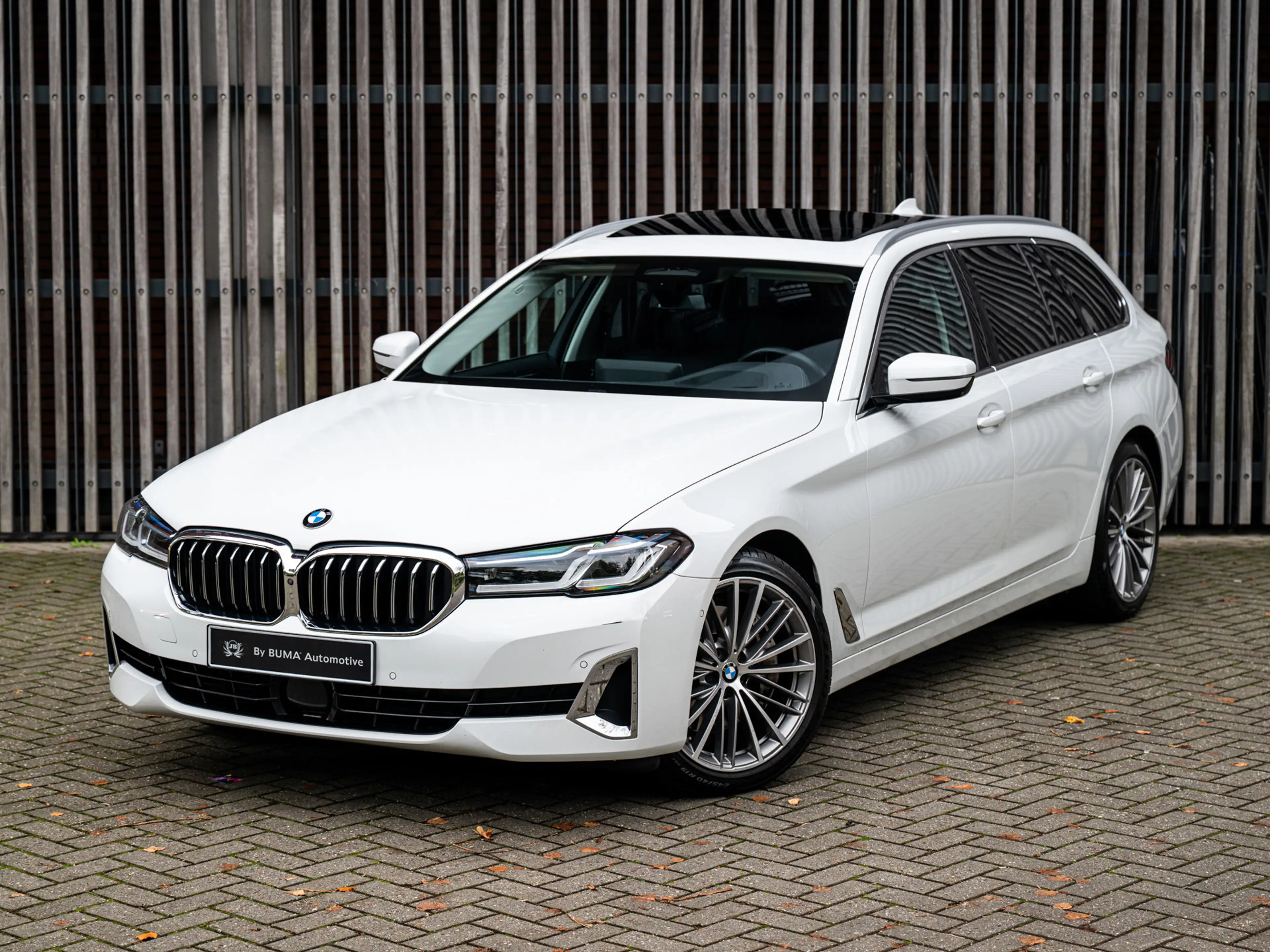 BMW 530 5-serie Touring 530d 286pk High-Exe. |BTW|Panorama — photo 32