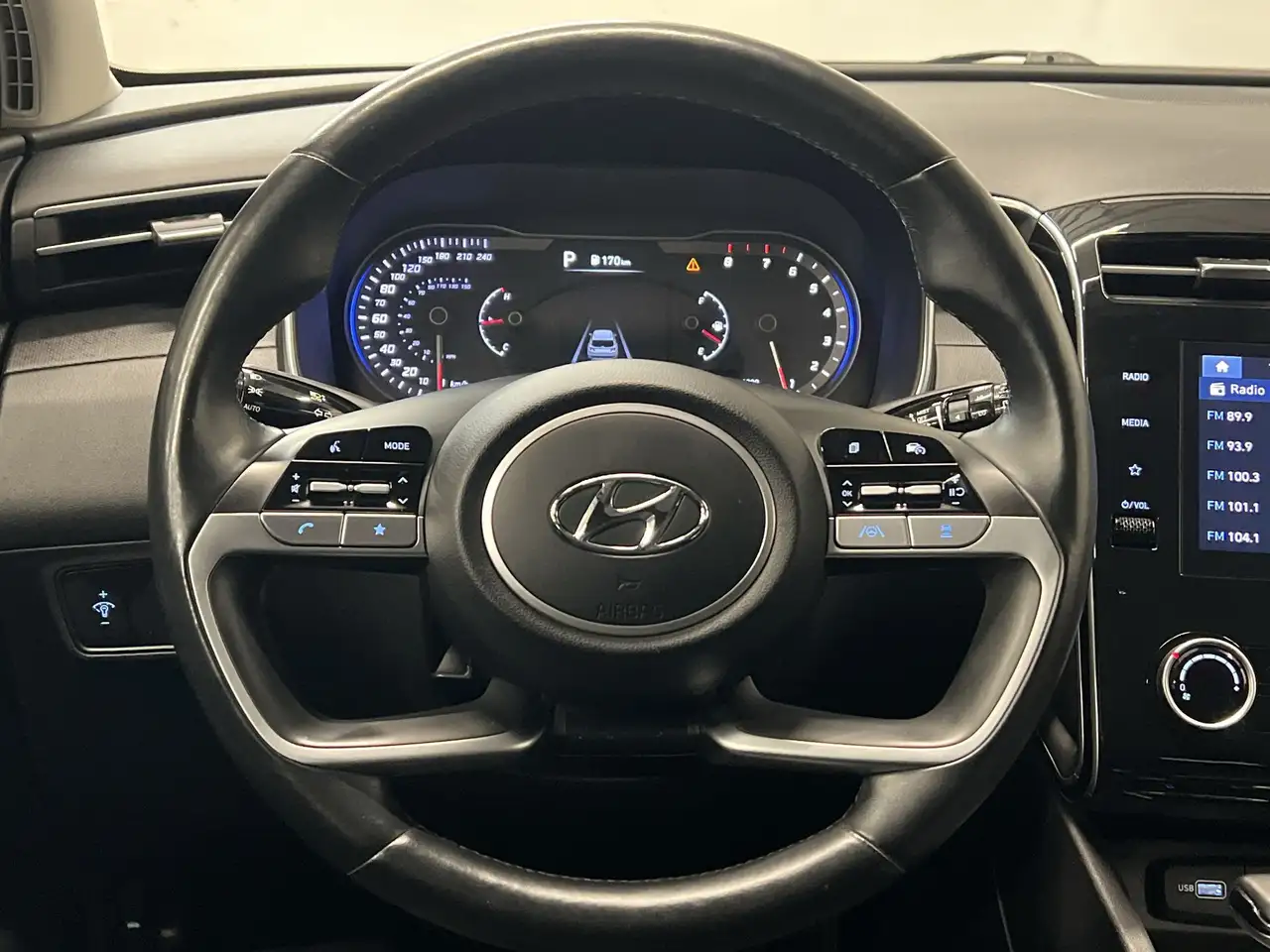 Hyundai TUCSON снимка Hyundai TUCSON