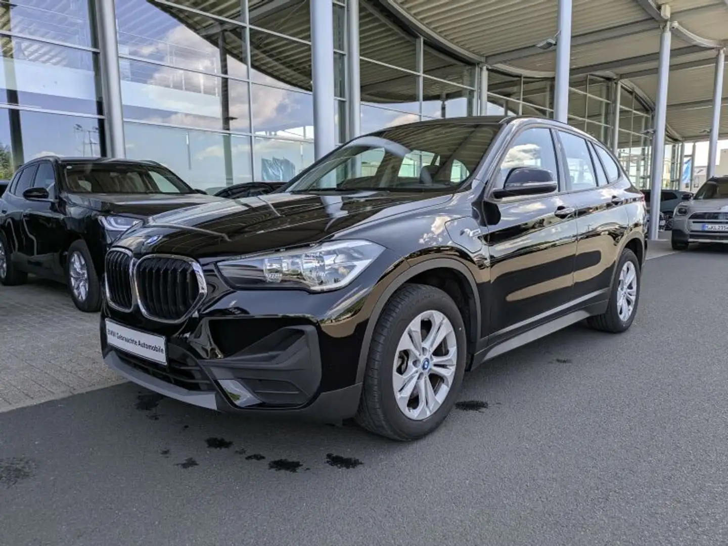 BMW X1 xDrive25e Advantage * AKTIONSPREIS * Noir - 2