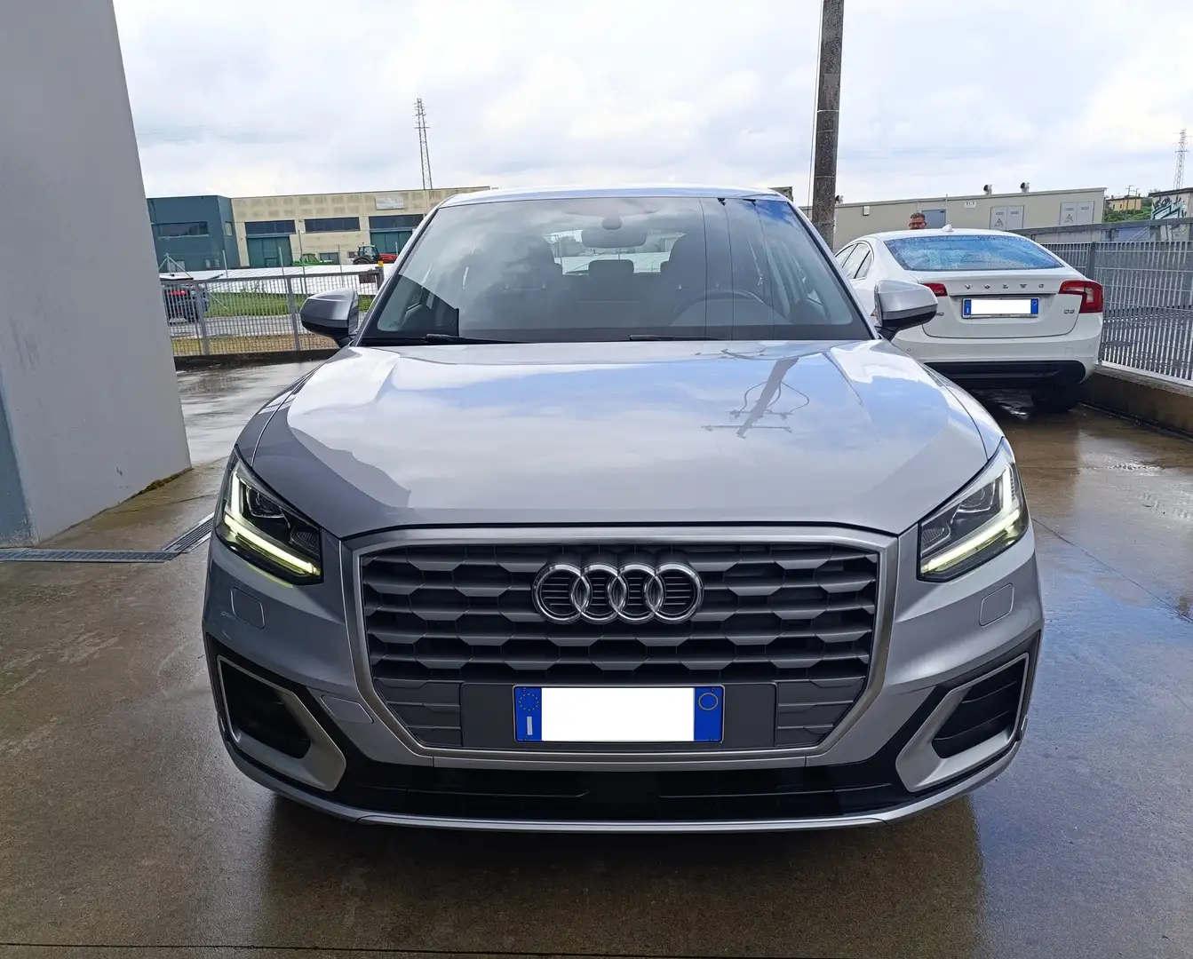Audi Q2 Q2 30 1.6 TDi 116cv Admired Silber - 2