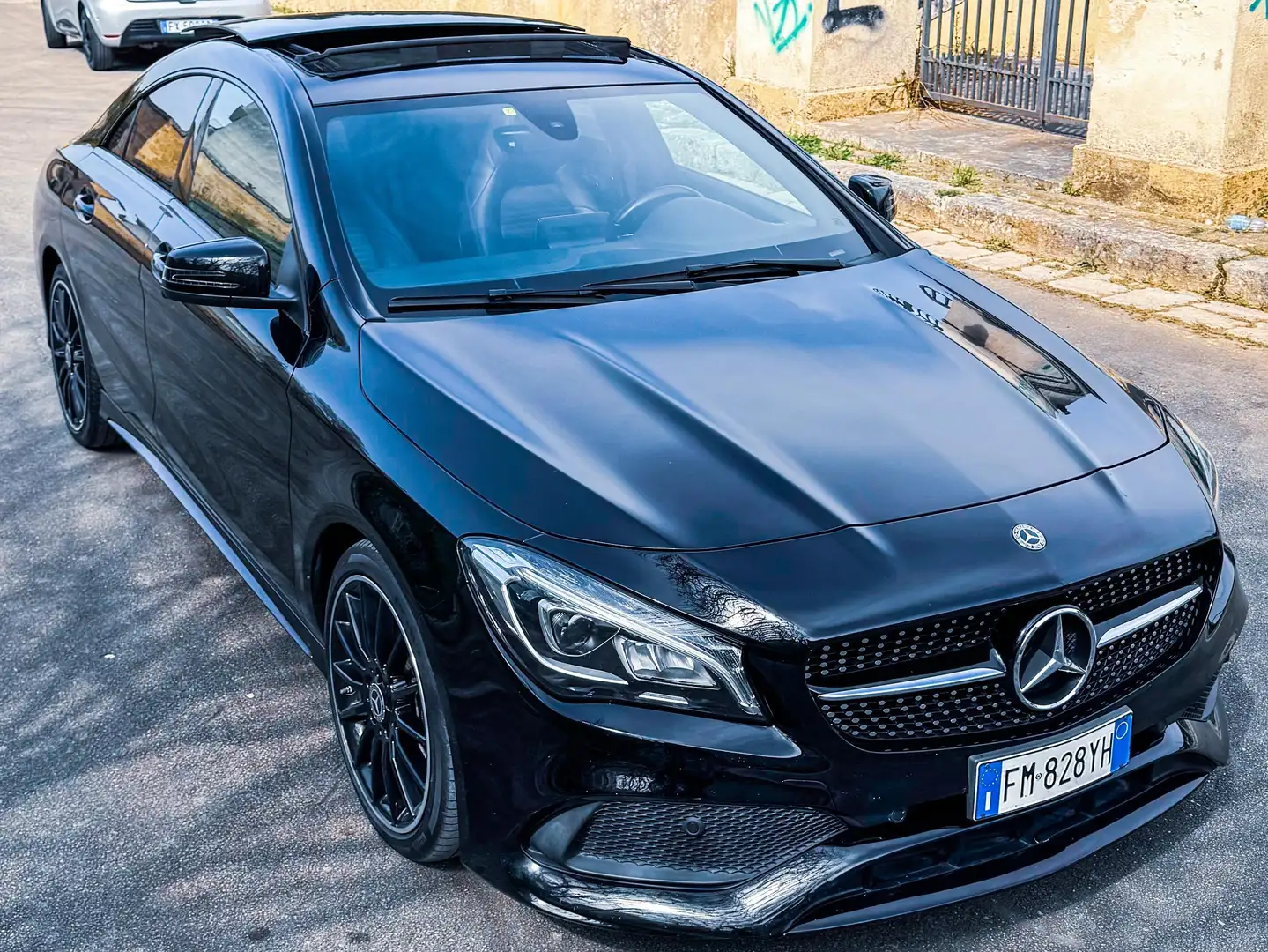 Mercedes-Benz CLA 220 Premium 4matic auto - 1