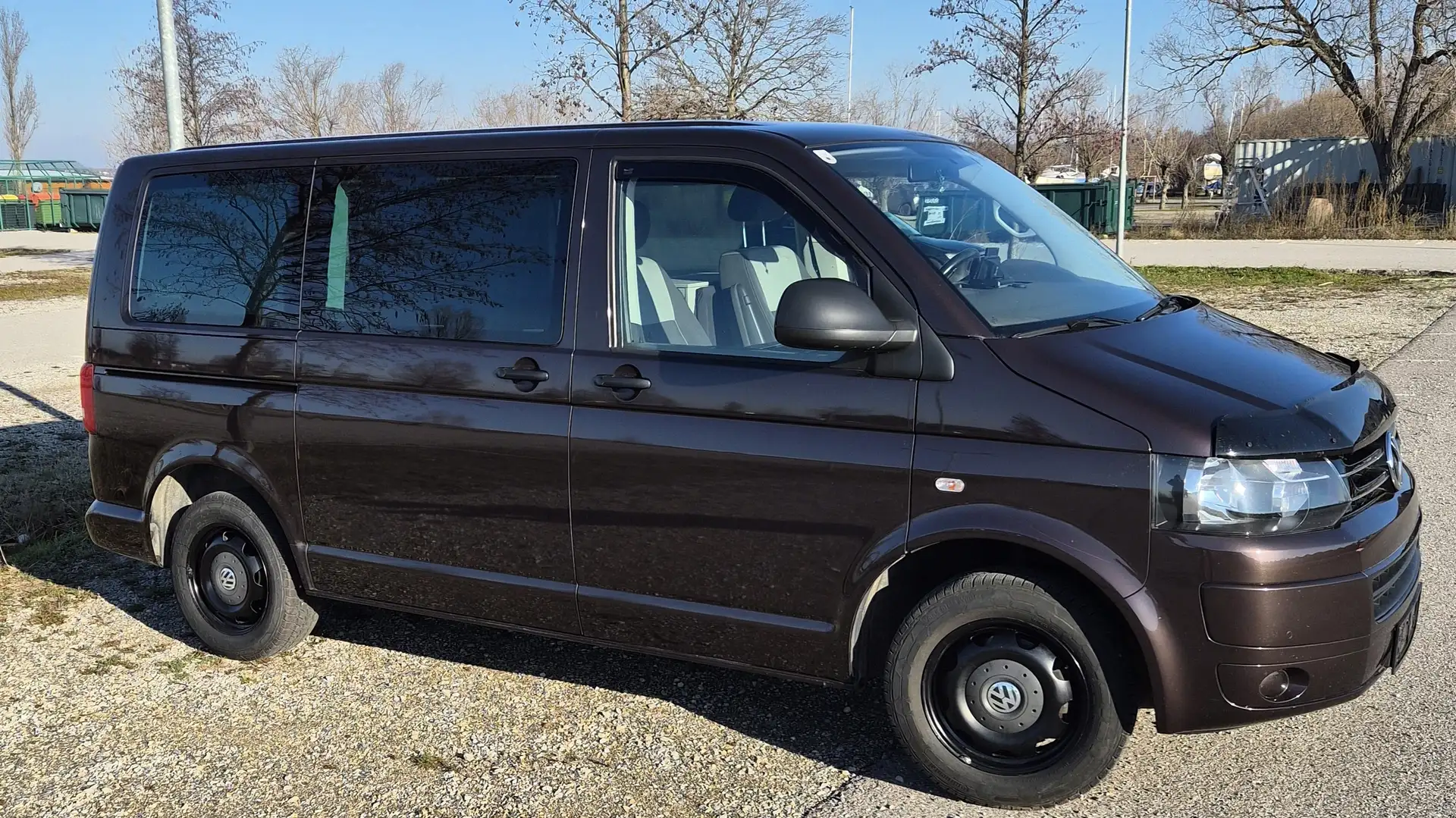 Volkswagen T5 Multivan VW T5.2 Multivan | 2012 | 132.000 km | Standheizung | Camping-fähig | Pickerl 08/2026 Braun - 1