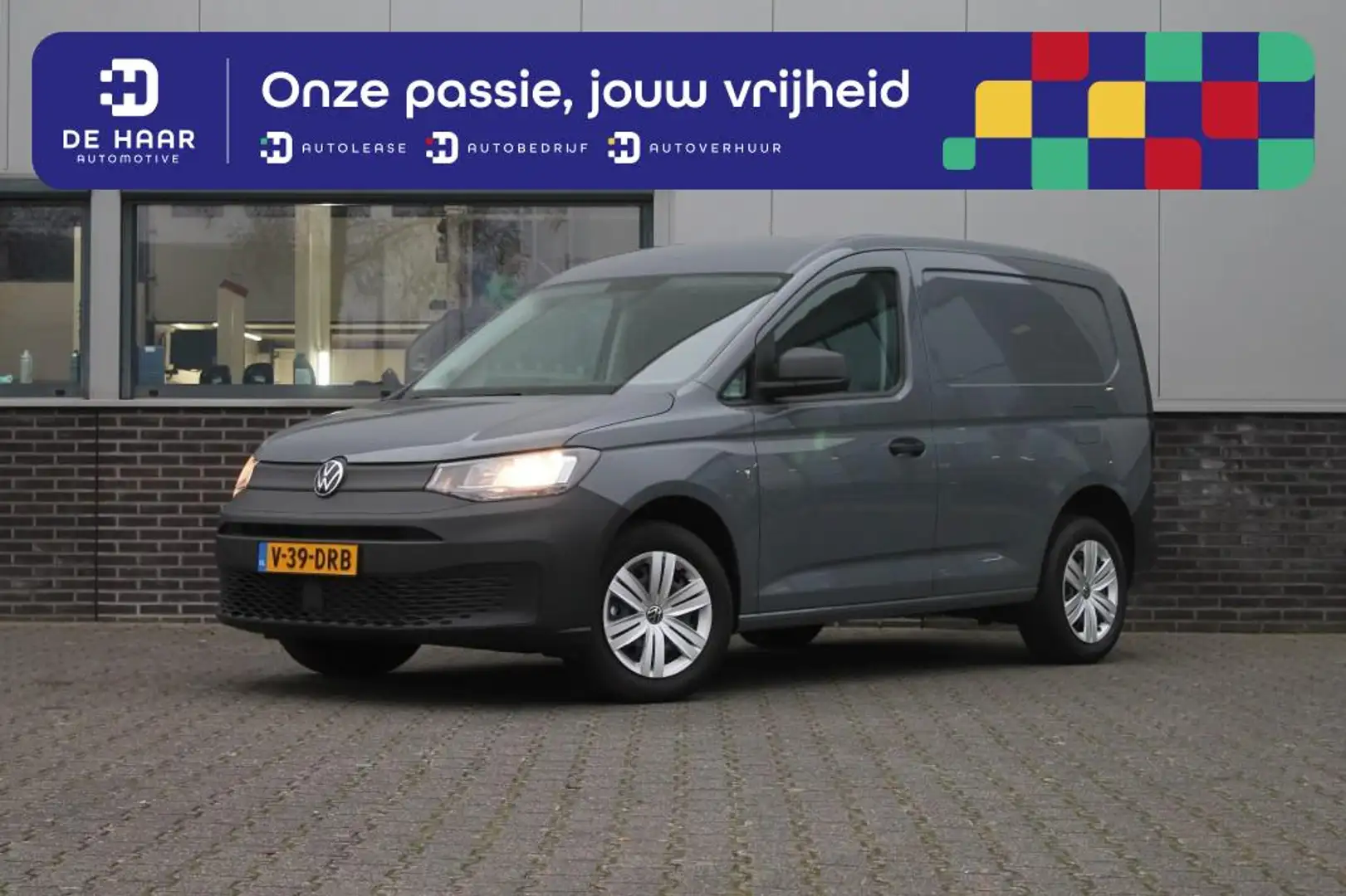 Volkswagen Caddy Cargo 1.5 TSI 114 pk - Trekhaak - Sensoren achter Grijs - 1