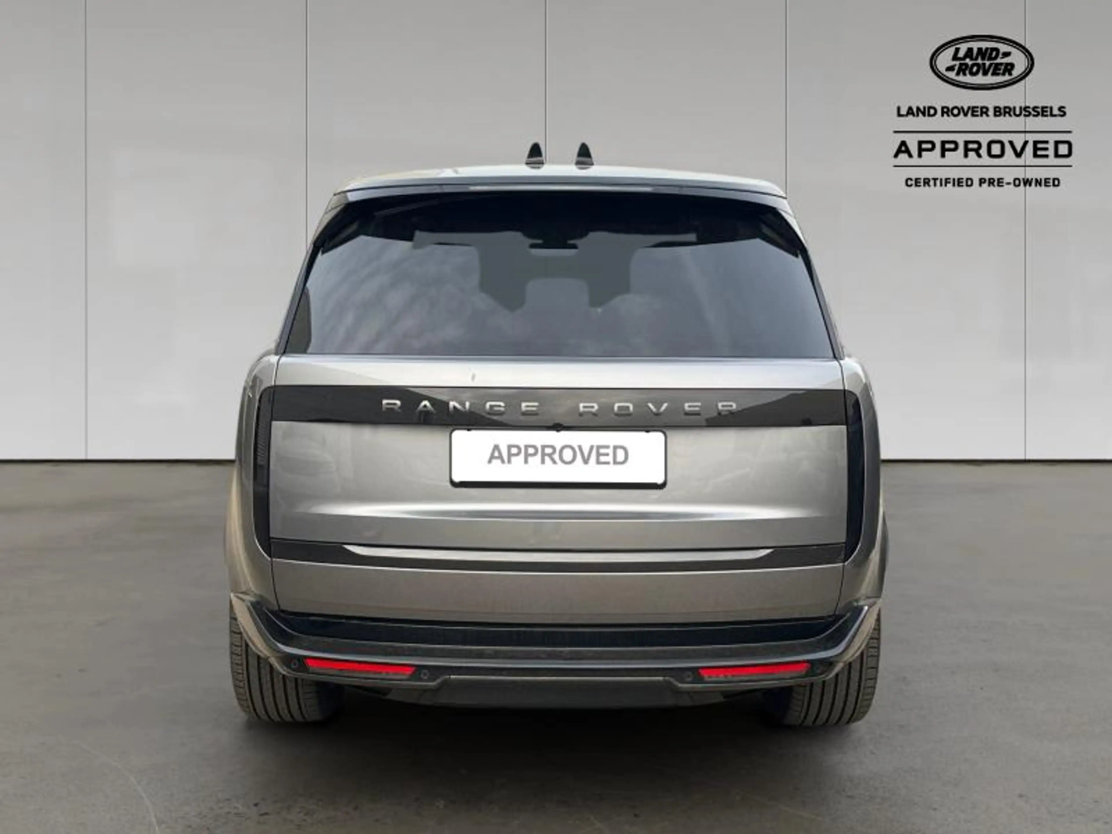 Land Rover Range Rover SWB P460e HSE EDITION Warranty until 12/2030 — photo 8