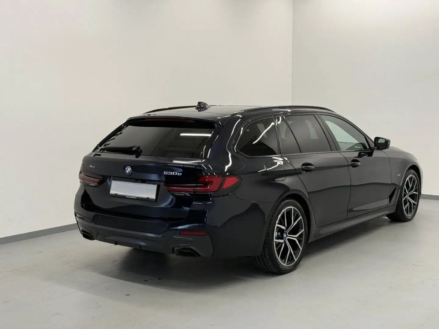 BMW 530 530e xDrive Touring Aut. M-Sportpaket Pro Schwarz - 2