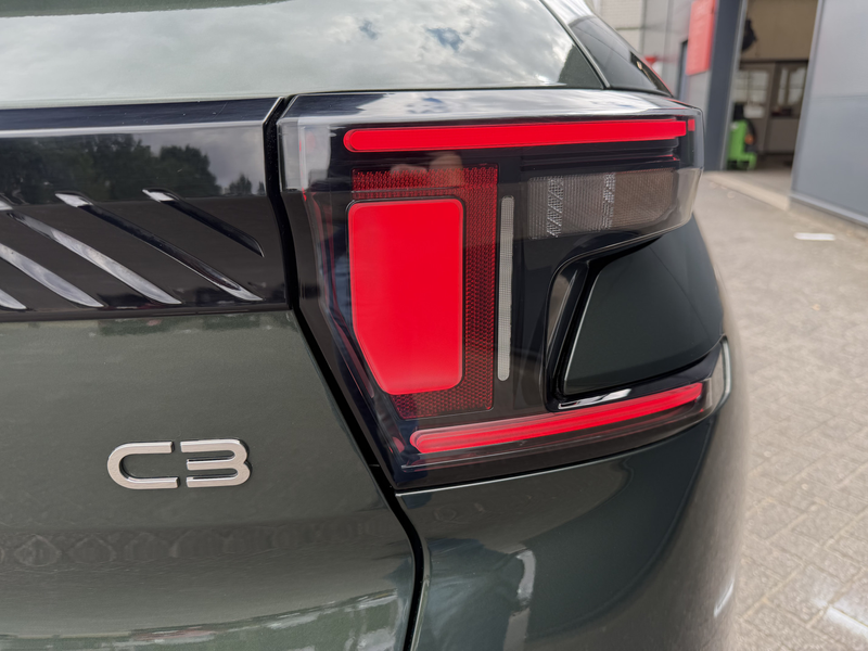 Citroen C3 Aircross 145pk Hybrid Plus (Camera - Navigatie via APP - Au — photo 25