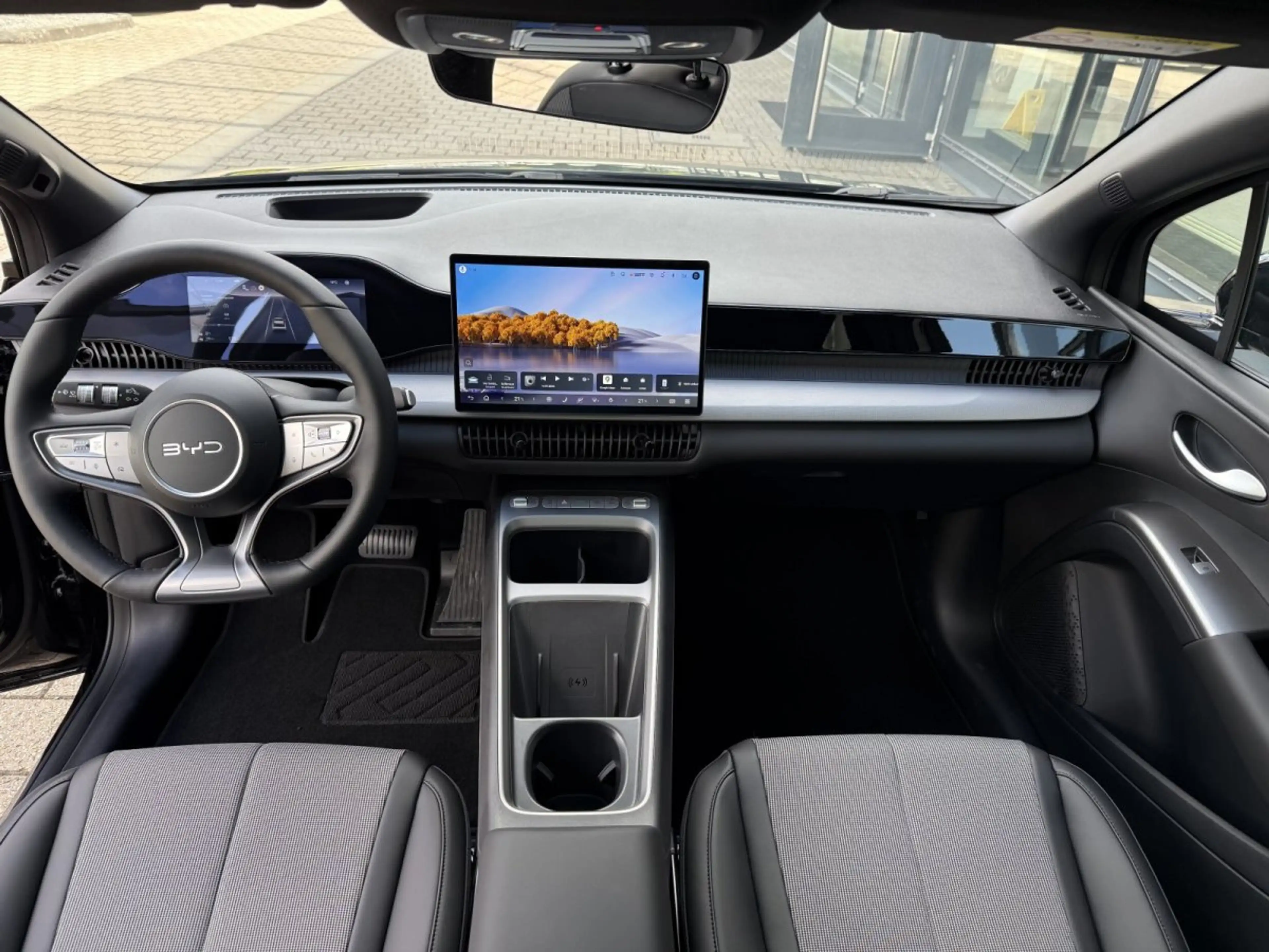 BYD Dolphin G DM-i Comfort*18,3 kWh *Glasdach*Head-Up*360Grad — photo 13