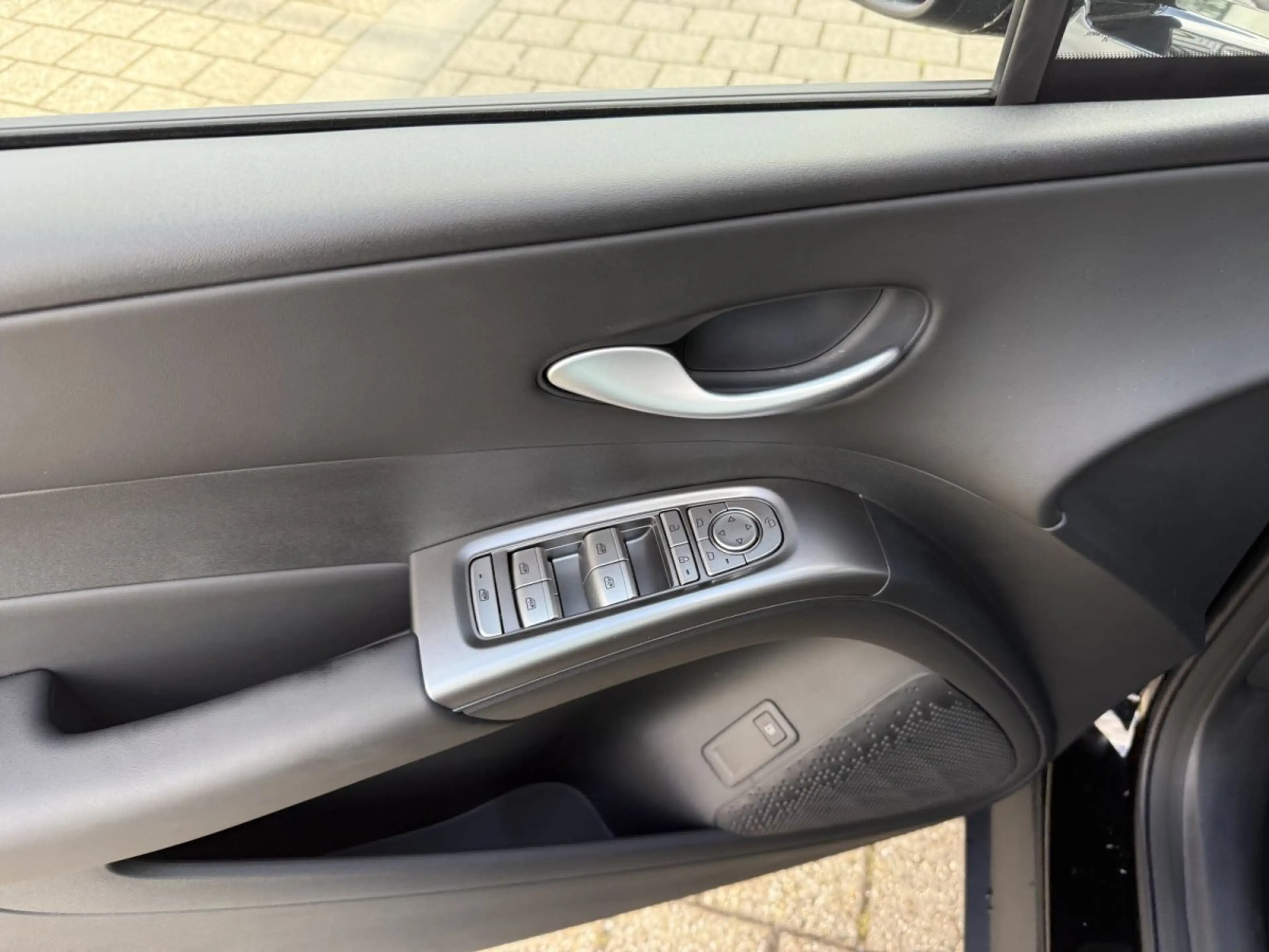 BYD Dolphin G DM-i Comfort*18,3 kWh *Glasdach*Head-Up*360Grad — photo 9