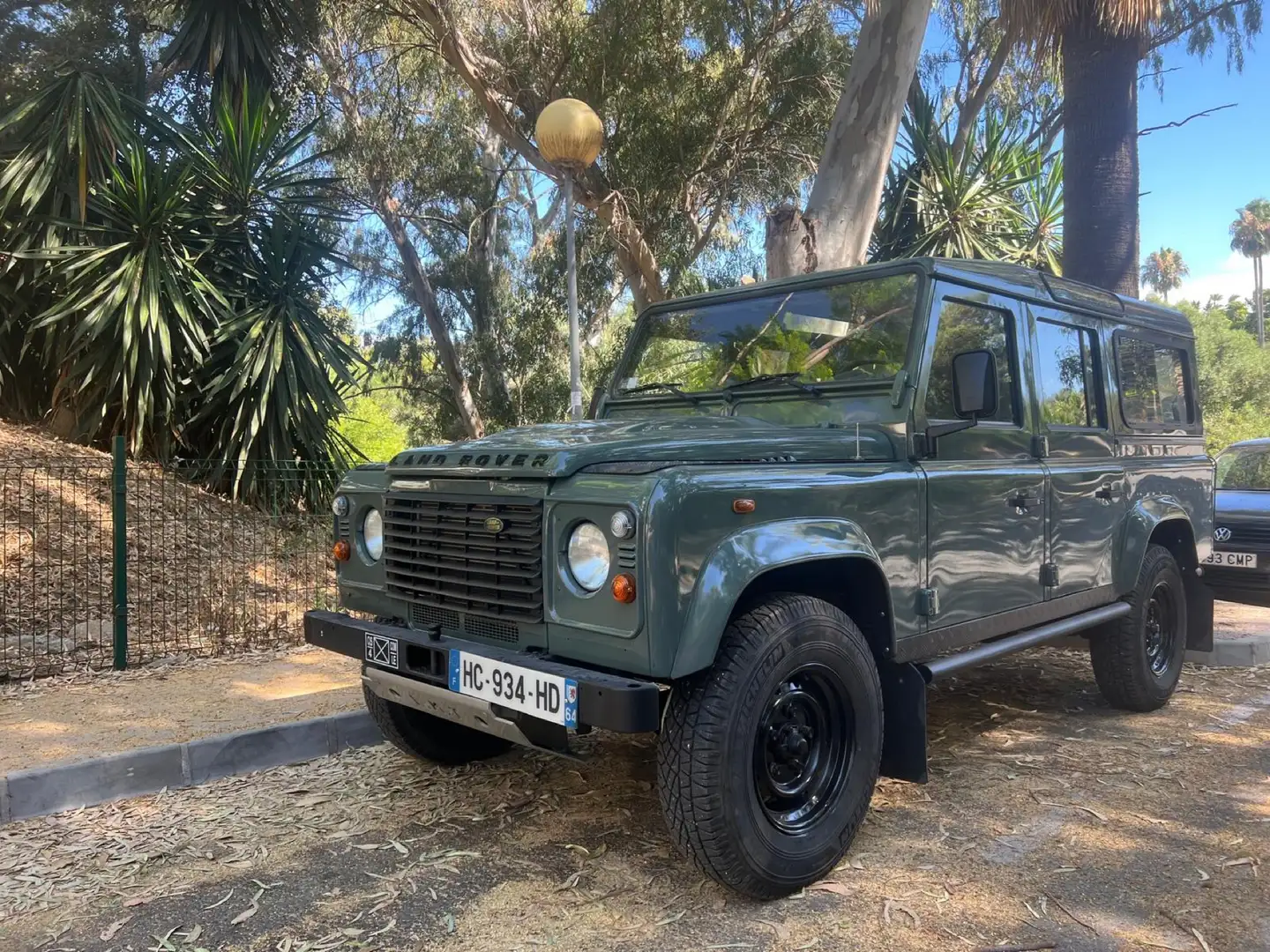 Land Rover Defender 110 Station Wagon SE Verde - 1