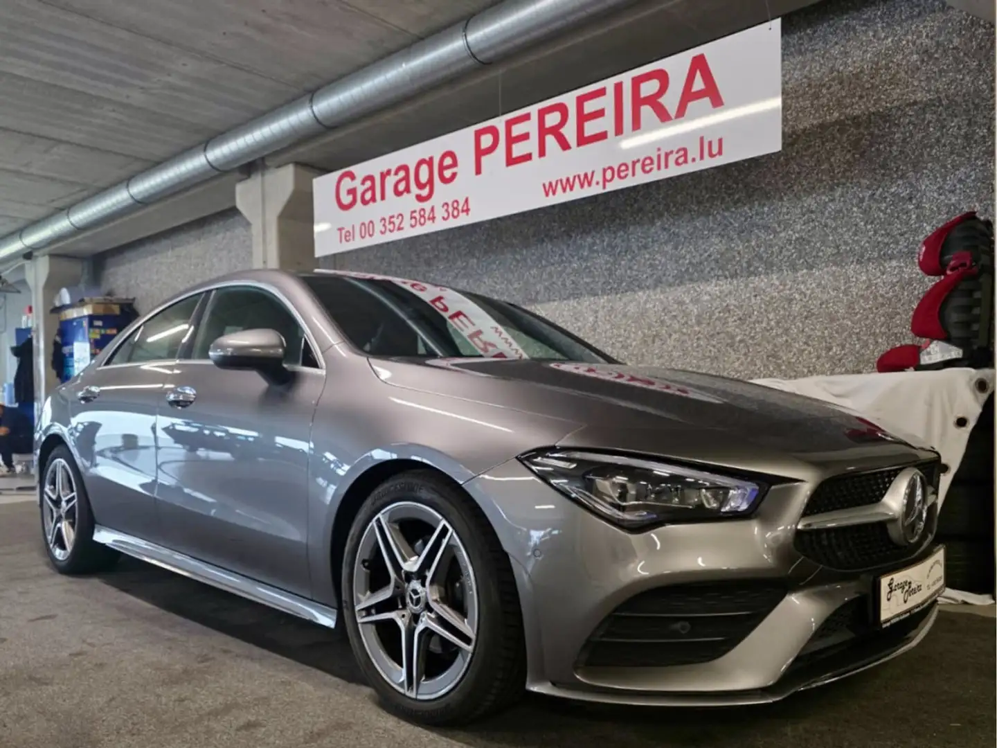 Mercedes-Benz CLA 180 D AMG LINE NEW MODEL CUIR NAVI Grijs - 1