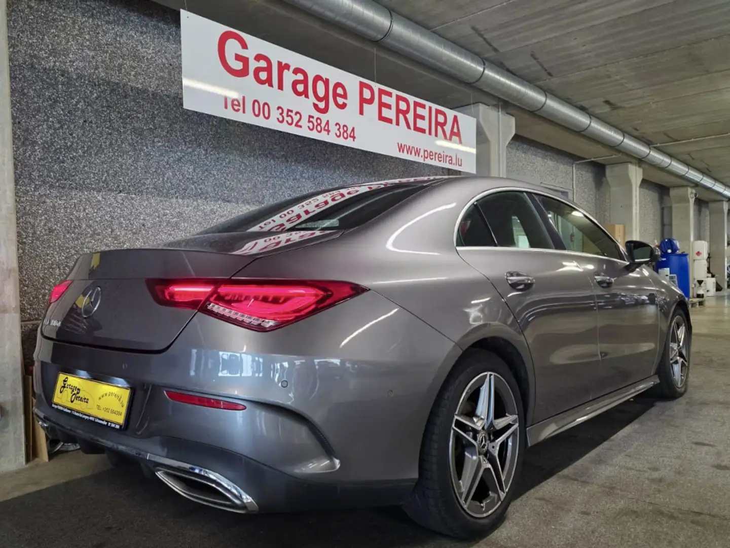 Mercedes-Benz CLA 180 D AMG LINE NEW MODEL CUIR NAVI Grijs - 2