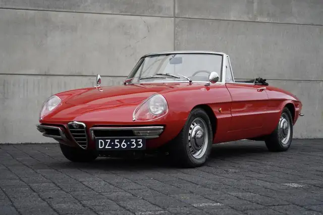 Alfa Romeo 1750 SPIDER VELOCE DUETTO
