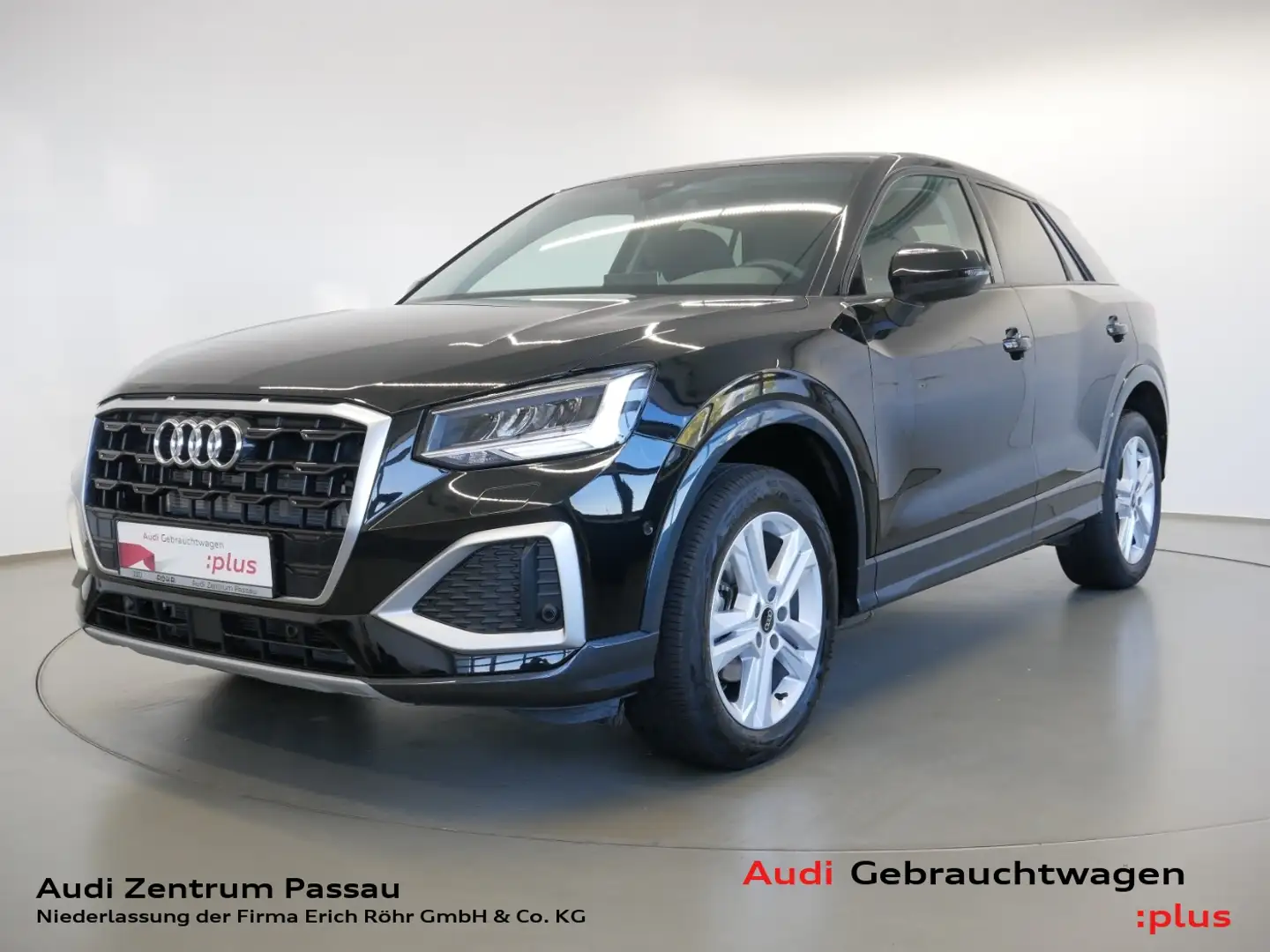 Audi Q2 35 TFSI s-tronic advanced LED AHK KAMERA SHZ Schwarz - 1