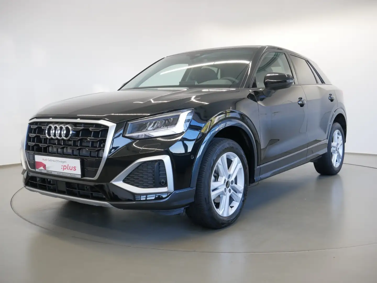 Audi Q2 35 TFSI advanced LED AHK KAMERA SHZ Schwarz - 2