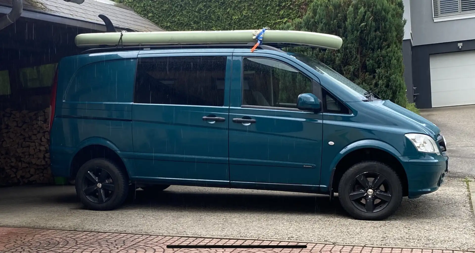 Mercedes-Benz Vito 113 CDI 4MATIC Kompakt Aut. Grün - 1