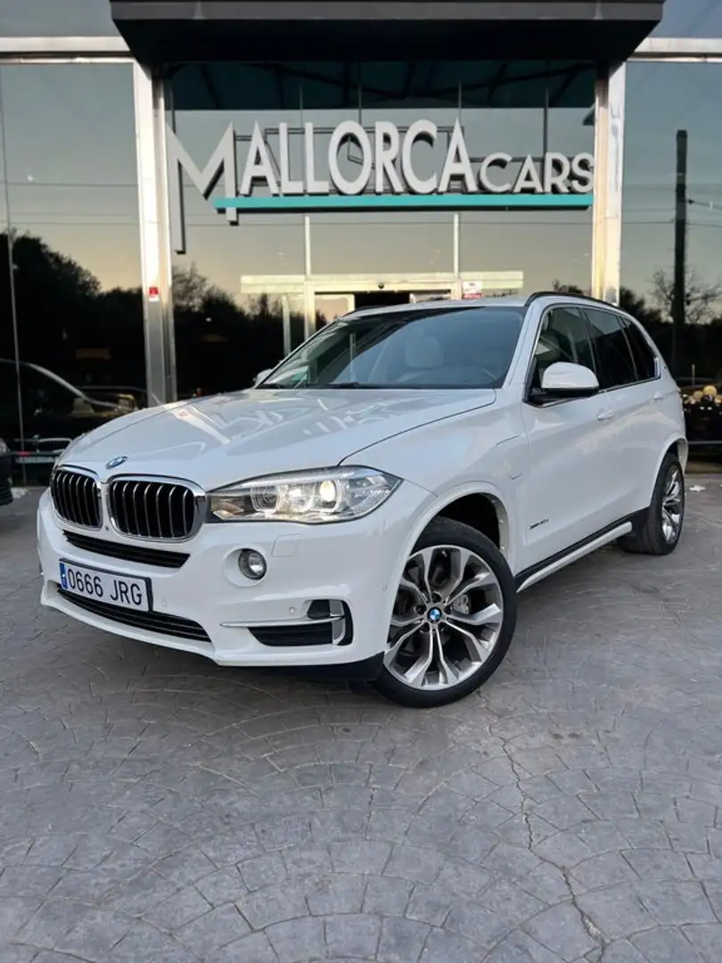 BMW X5 40e Blanc - 1