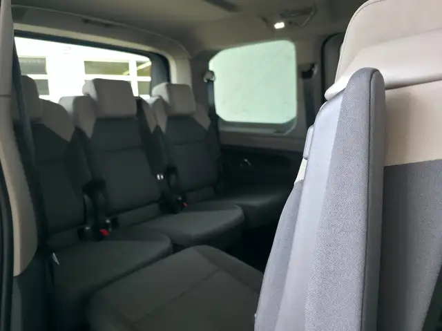 Volkswagen T7 Multivan VW T7 Multivan Business eHybrid 180 kW 4MOTION Ansicht 17