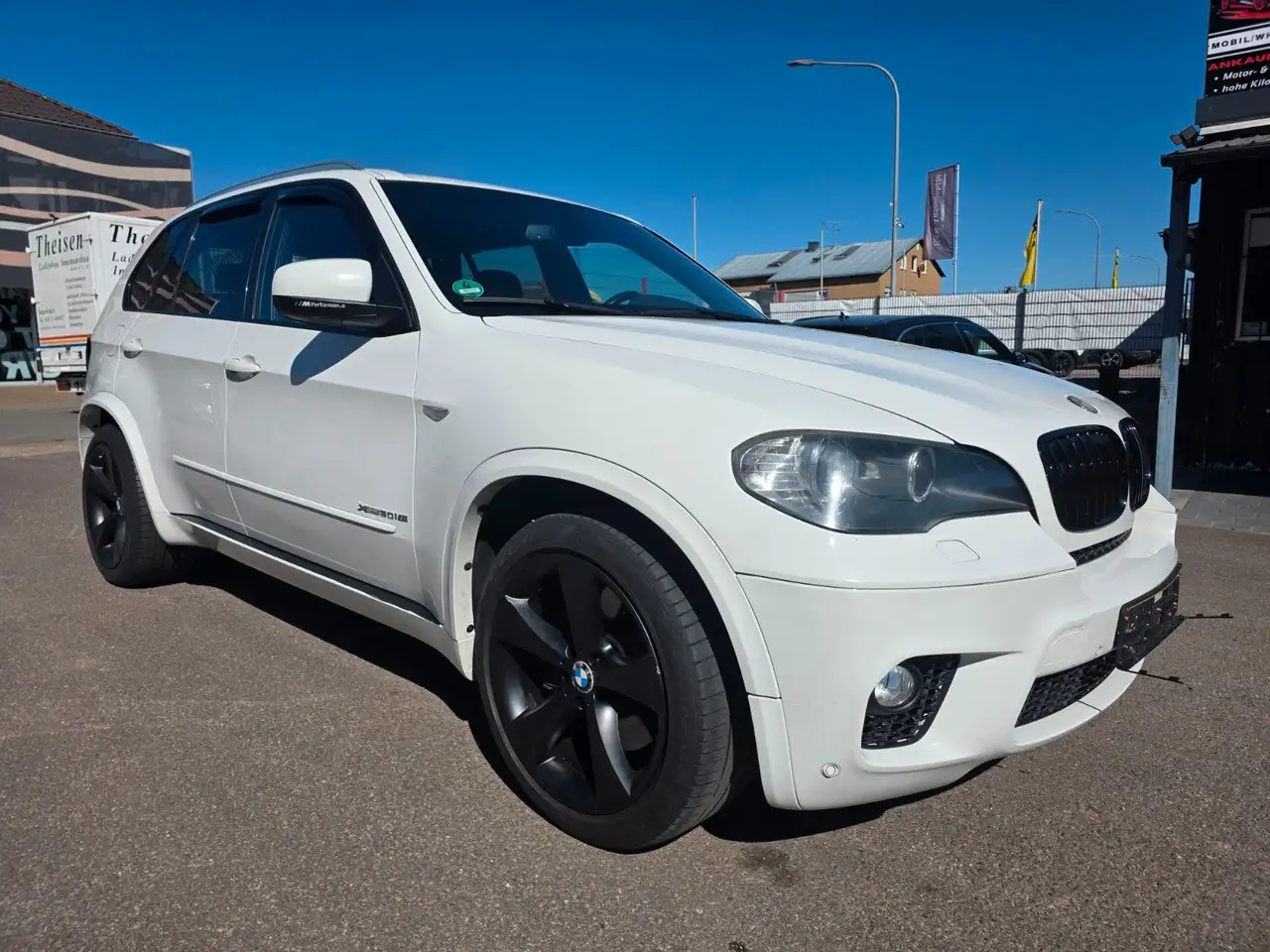BMW X5 XDRIVE 50i - 408 ch - TOIT OUVRANT