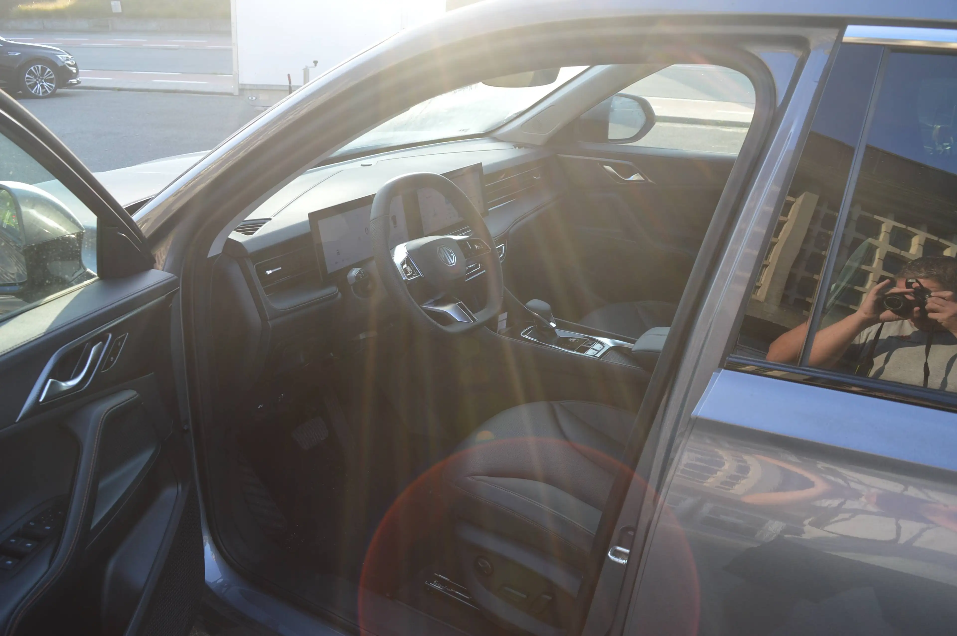 MG HS HS Hybrid 1.5 Turbo Luxury Luxury — photo 5