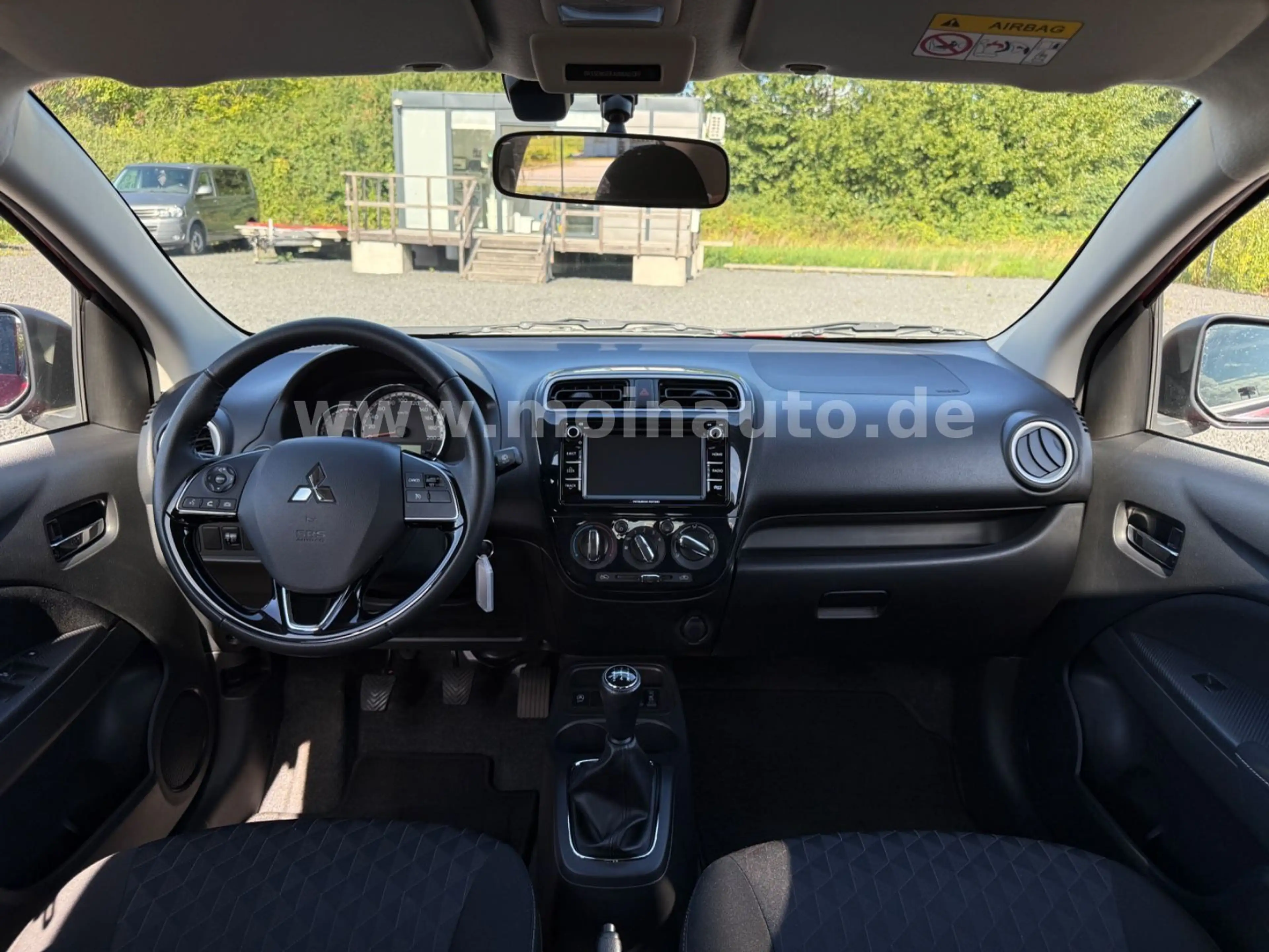 Mitsubishi Space Star Intro Edition+ SHZ NAVI KLIMA APPS — photo 13